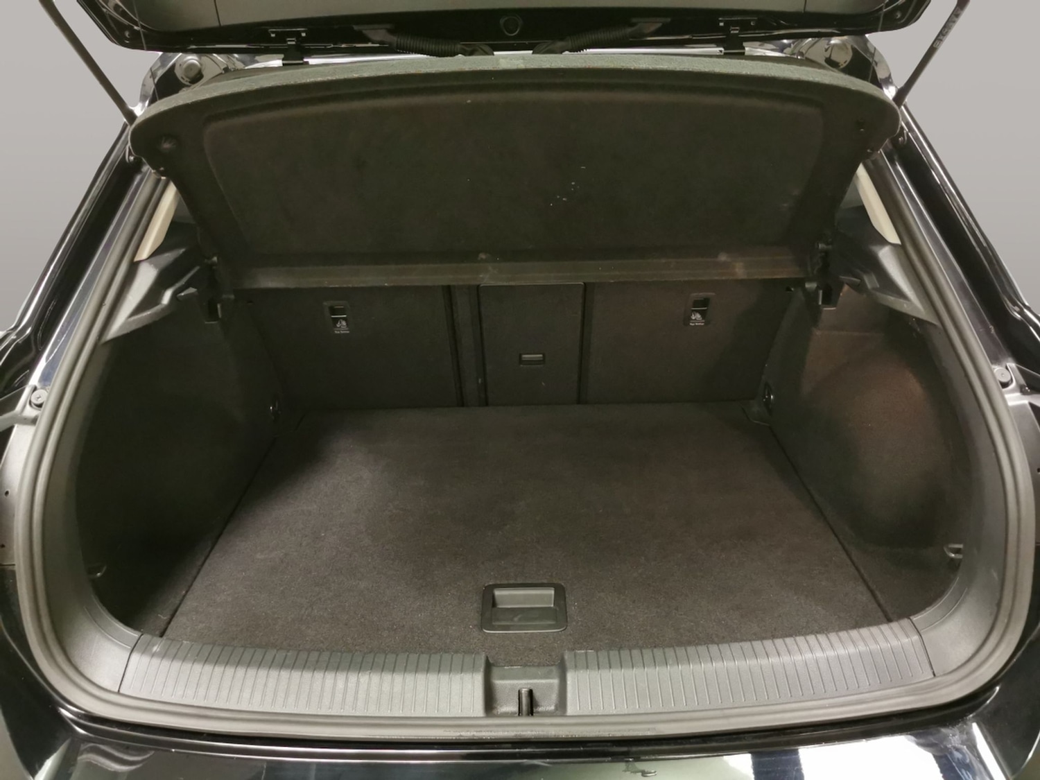 Used Volkswagen T-Roc 2022 for sale - 76197069: Photo 37