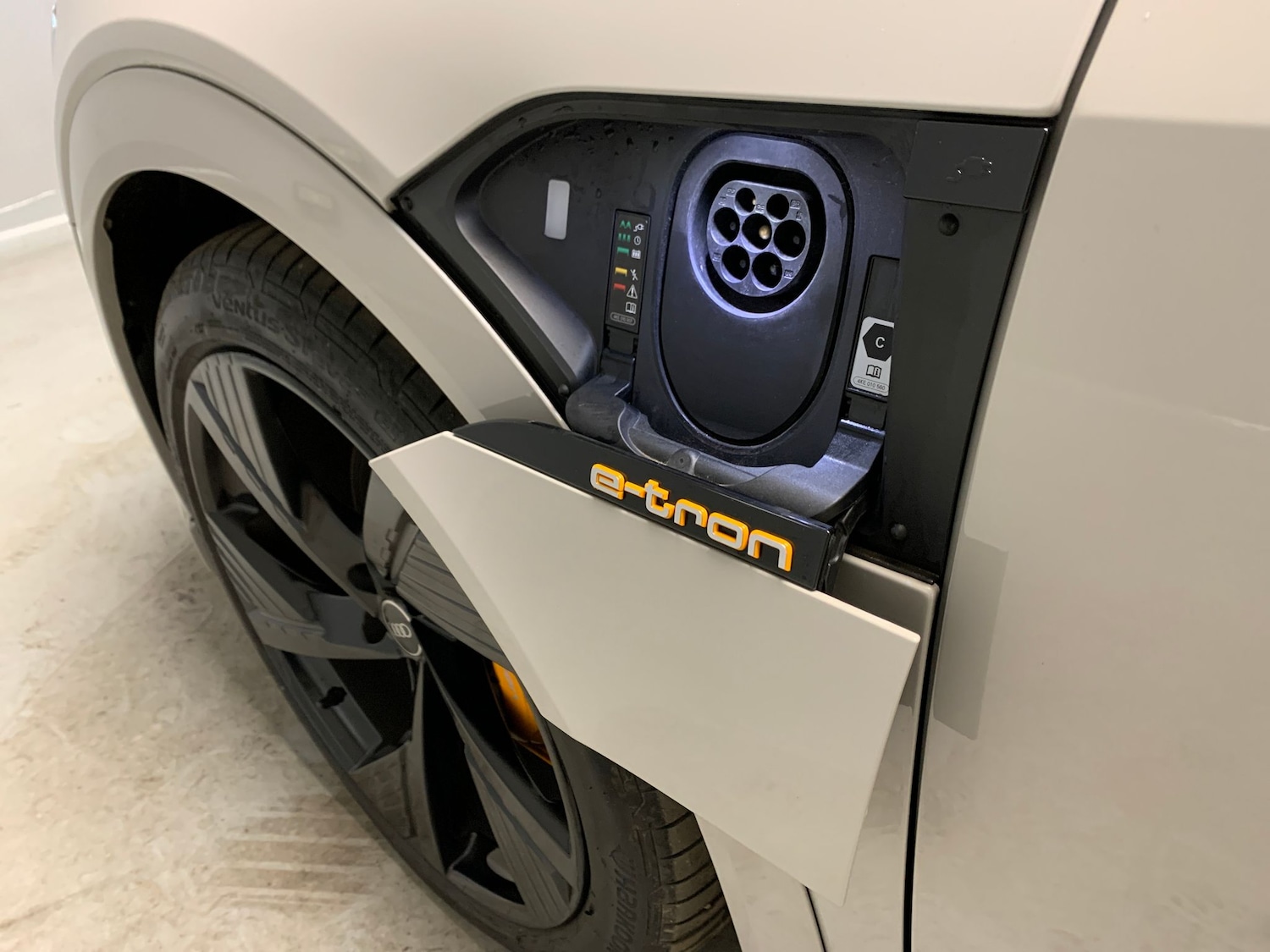 Used Audi e-tron 2021 for sale - 76392159: Photo 42