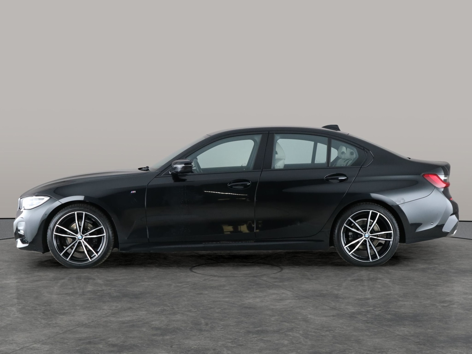 Used BMW 3 Series 2019 for sale - 76128766: Photo 18