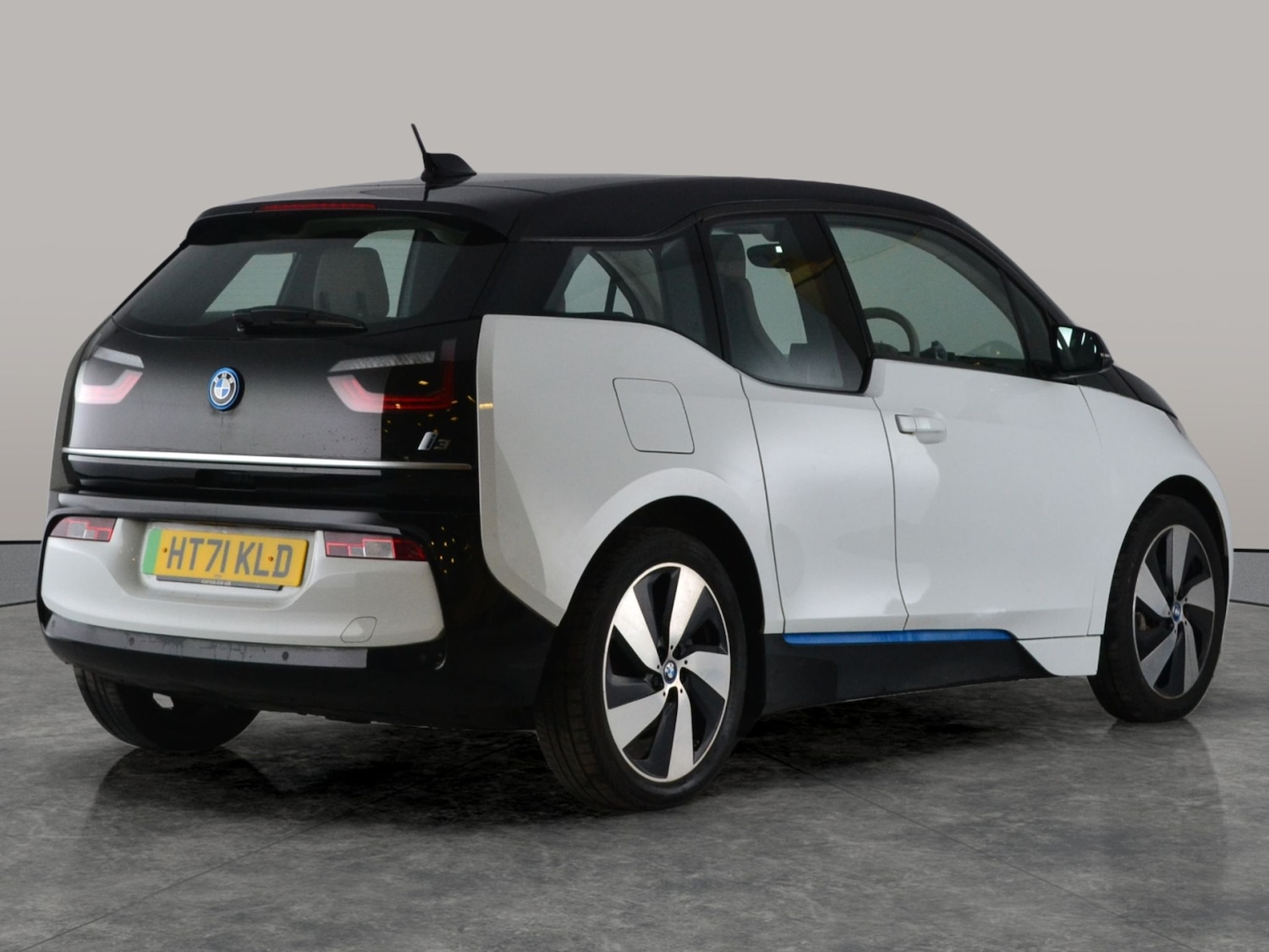 Used BMW i3 2022 for sale - 77638232: Photo 10
