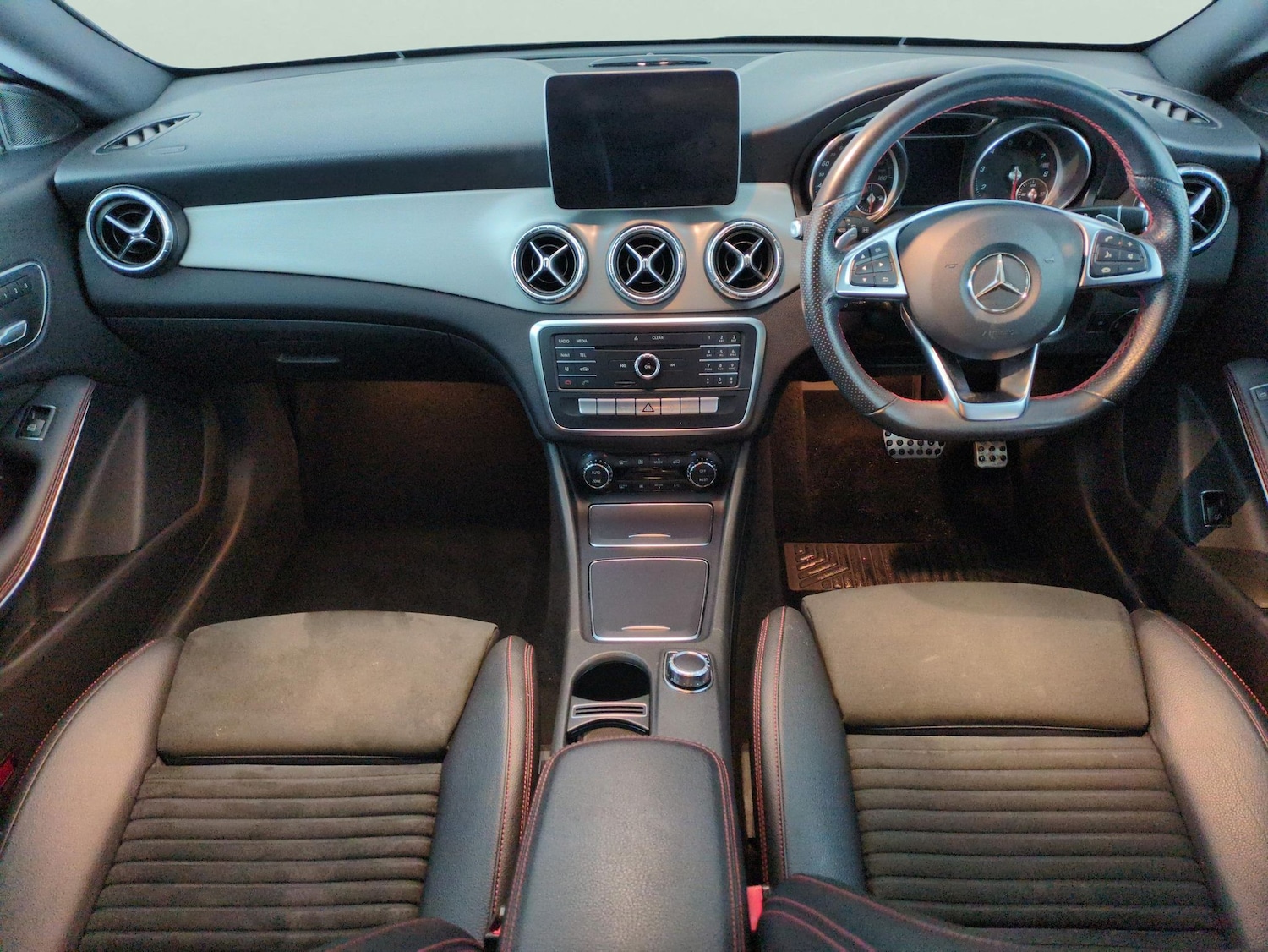 Used Mercedes-Benz CLA for sale - 77475410: Photo 8