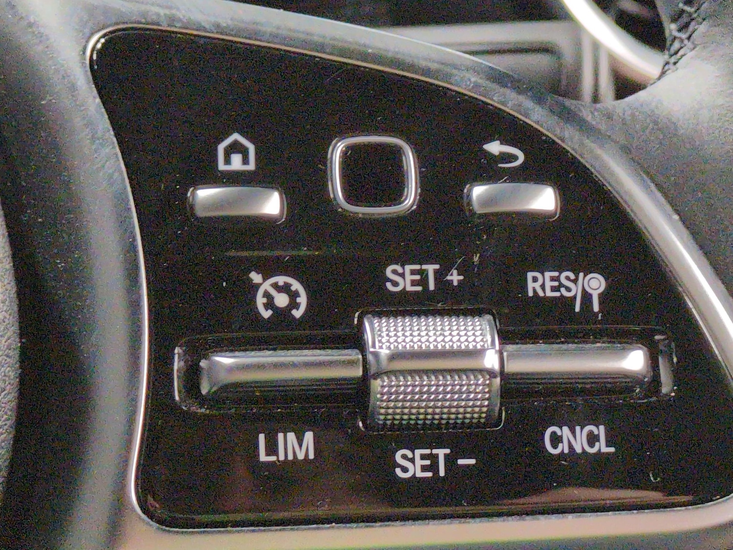 Used Mercedes-Benz A-Class 2020 for sale - 76218064: Photo 24