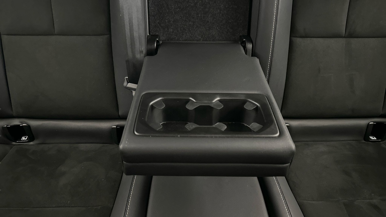 Used Volvo XC40 for sale - 77219100: Photo 22