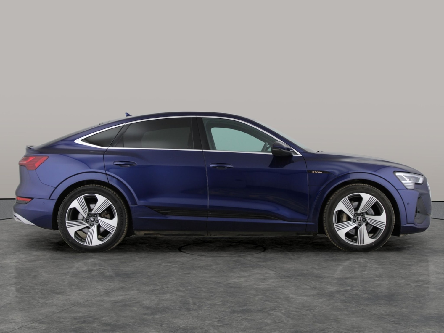 Used Audi e-tron 2022 for sale - 77720797: Photo 9