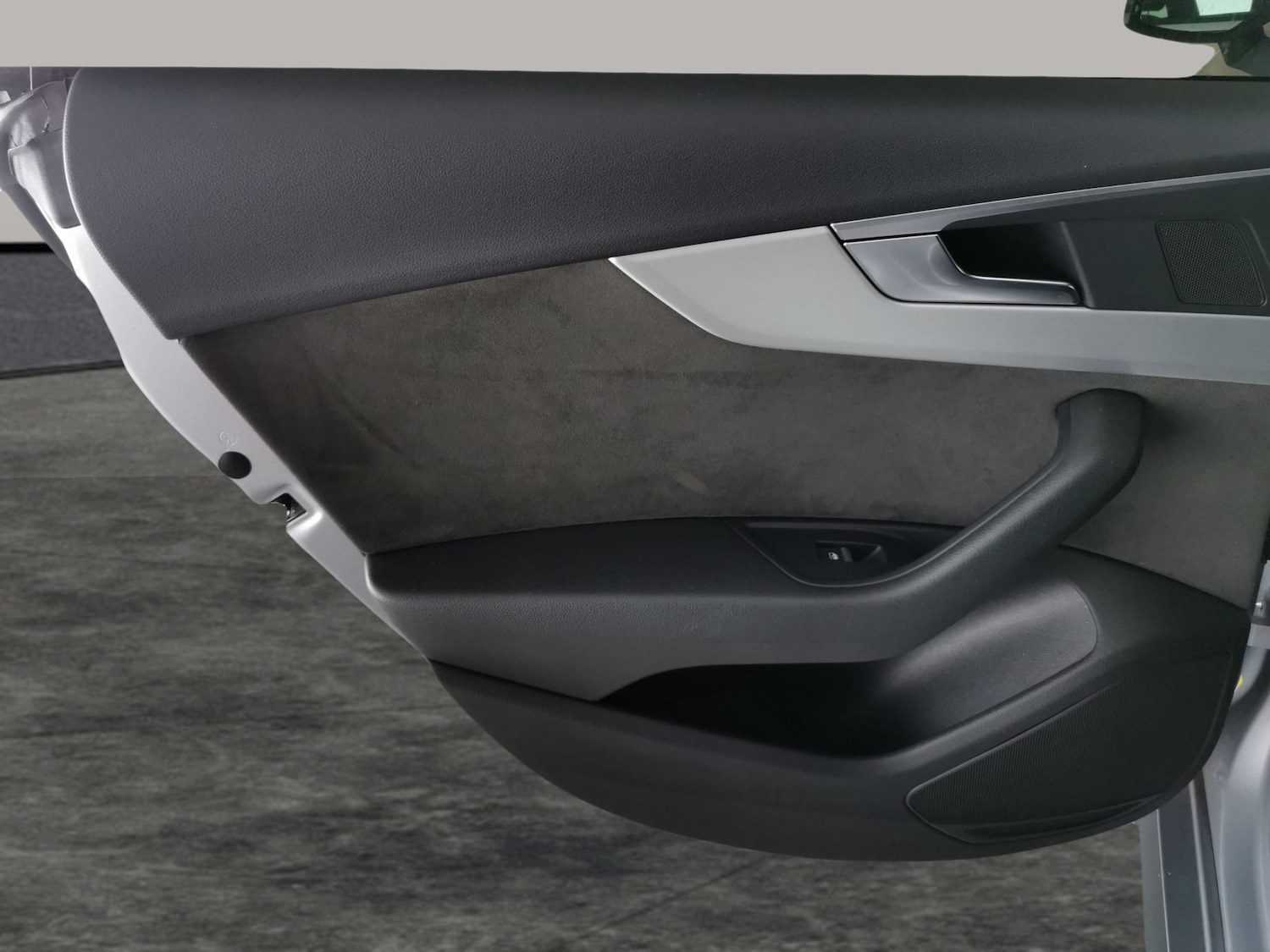 Used Audi A5 2017 for sale - 77043470: Photo 31