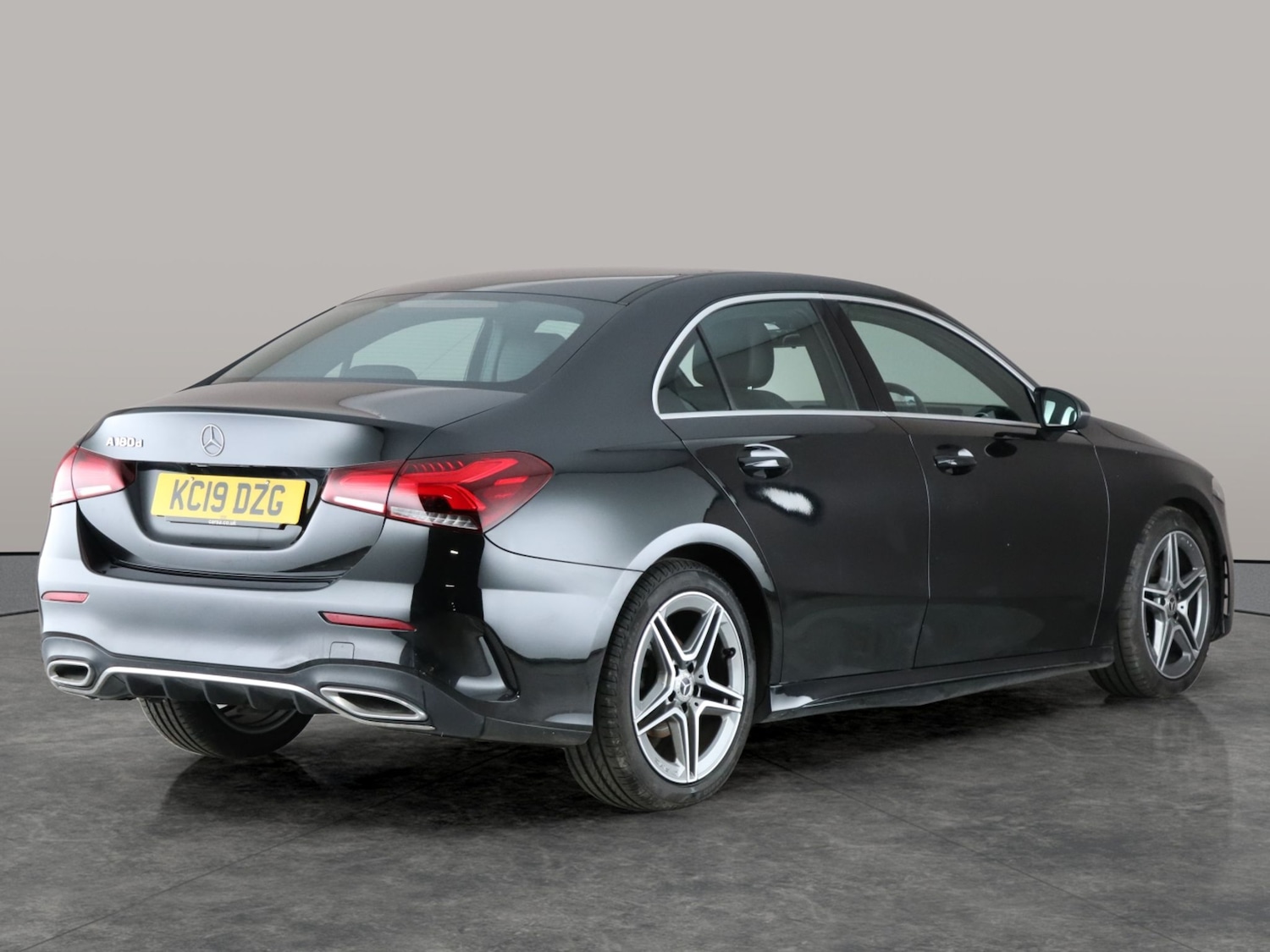 Used Mercedes-Benz A-Class 2019 for sale - 76757276: Photo 10