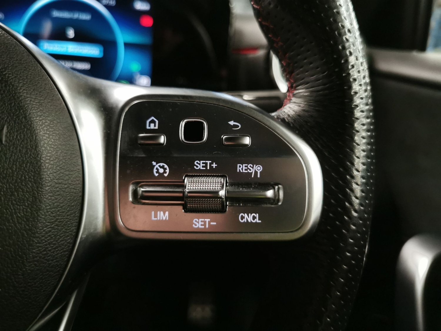 Used Mercedes-Benz A-Class 2019 for sale - 76757276: Photo 18