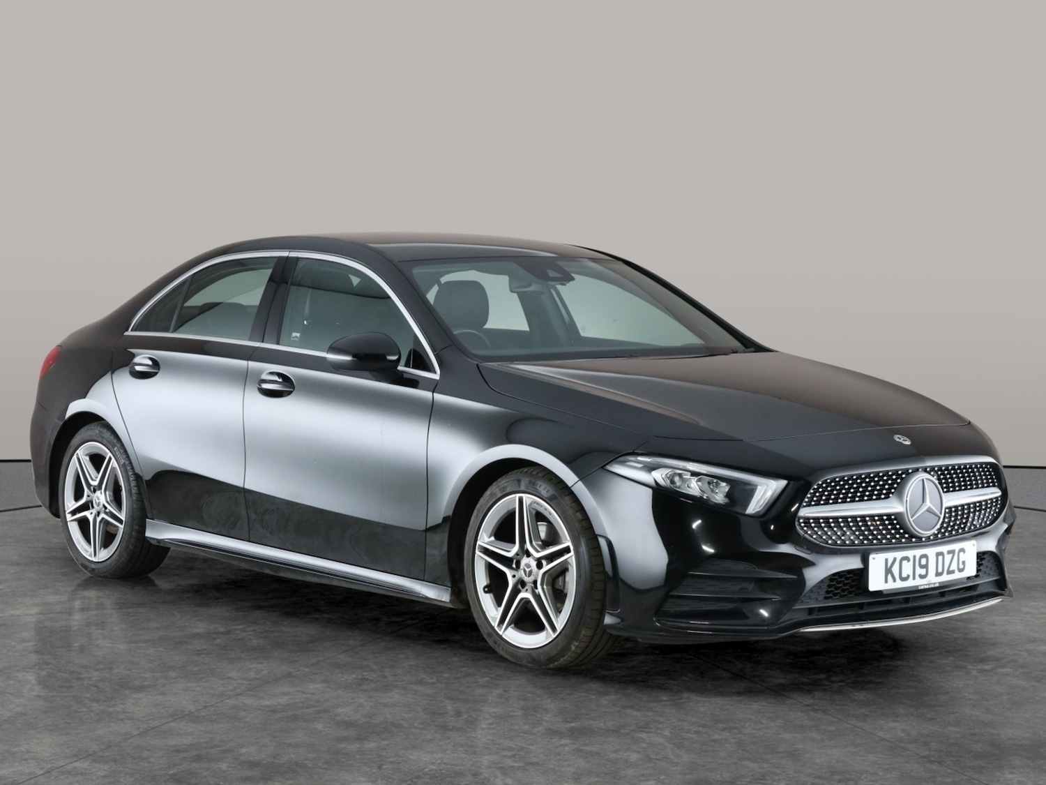 Used Mercedes-Benz A-Class 2019 for sale - 76757276: Photo 8