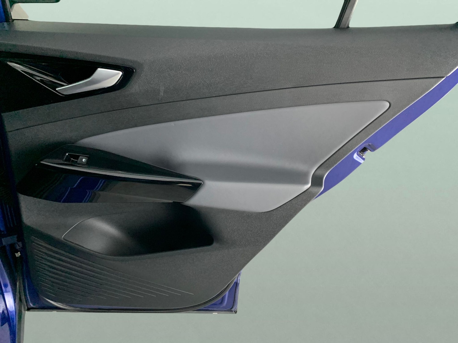 Used Volkswagen ID.4 2022 for sale - 76526576: Photo 32