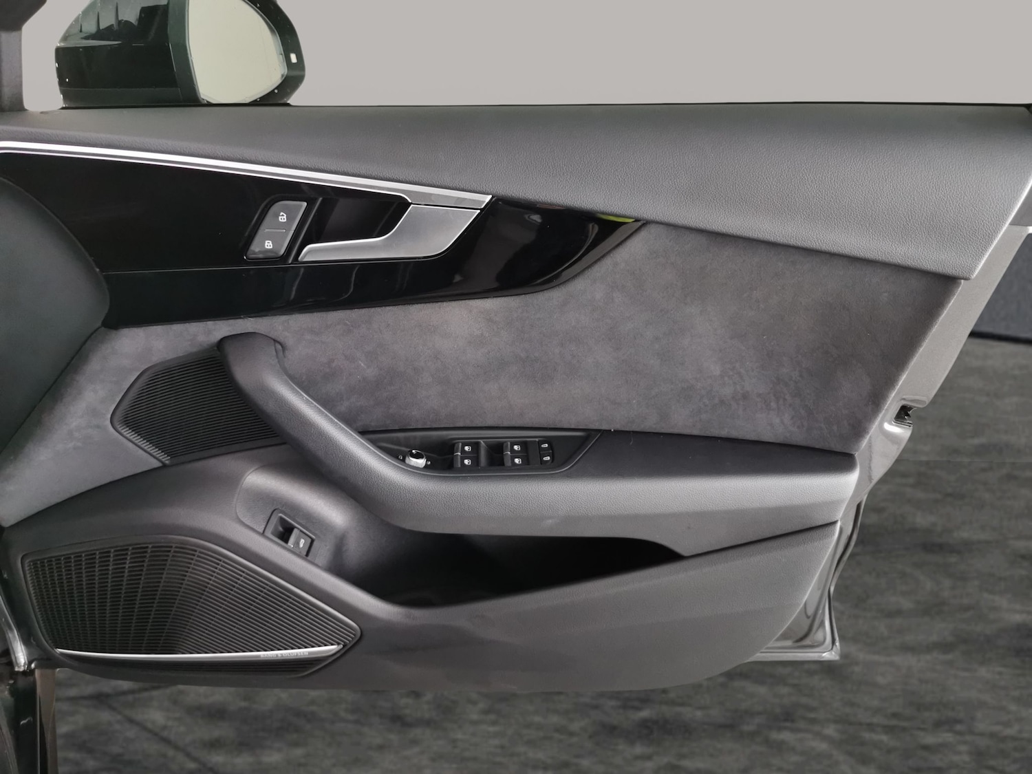 Used Audi A4 2023 for sale - 76653043: Photo 33