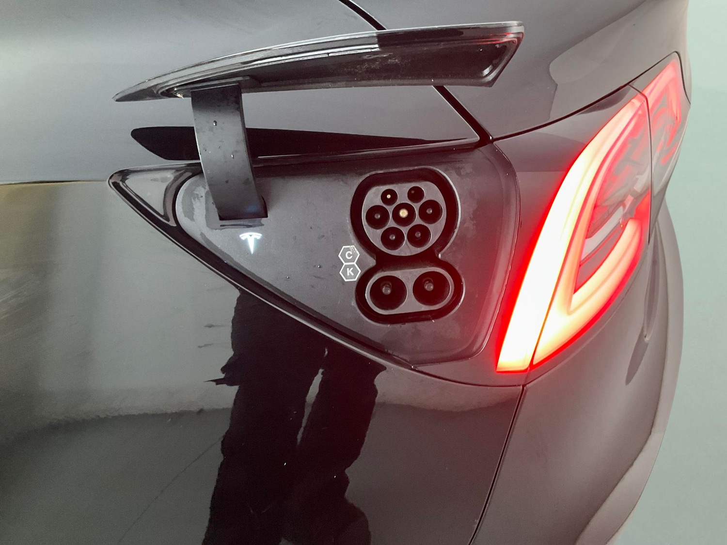 Used Tesla Model 3 2021 for sale - 76565986: Photo 36