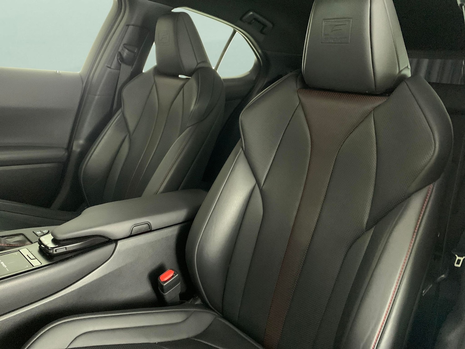 Used Lexus UX 2021 for sale - 76758176: Photo 7