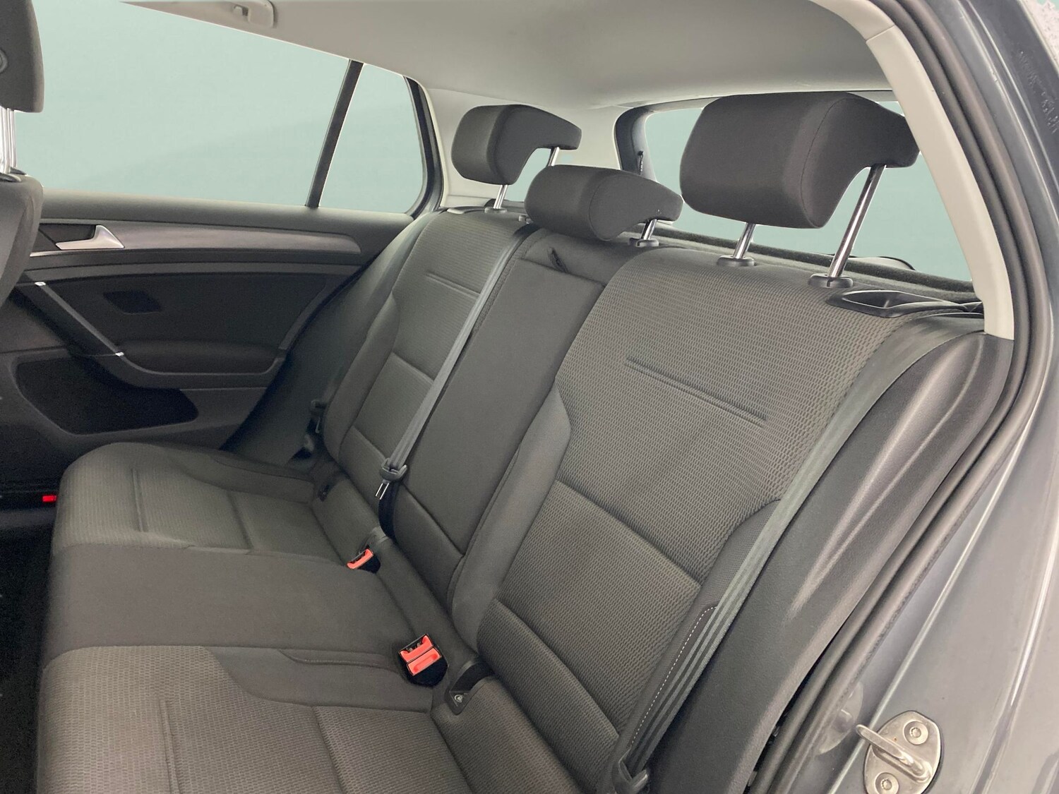 Used Volkswagen Golf 2020 for sale - 77428517: Photo 24