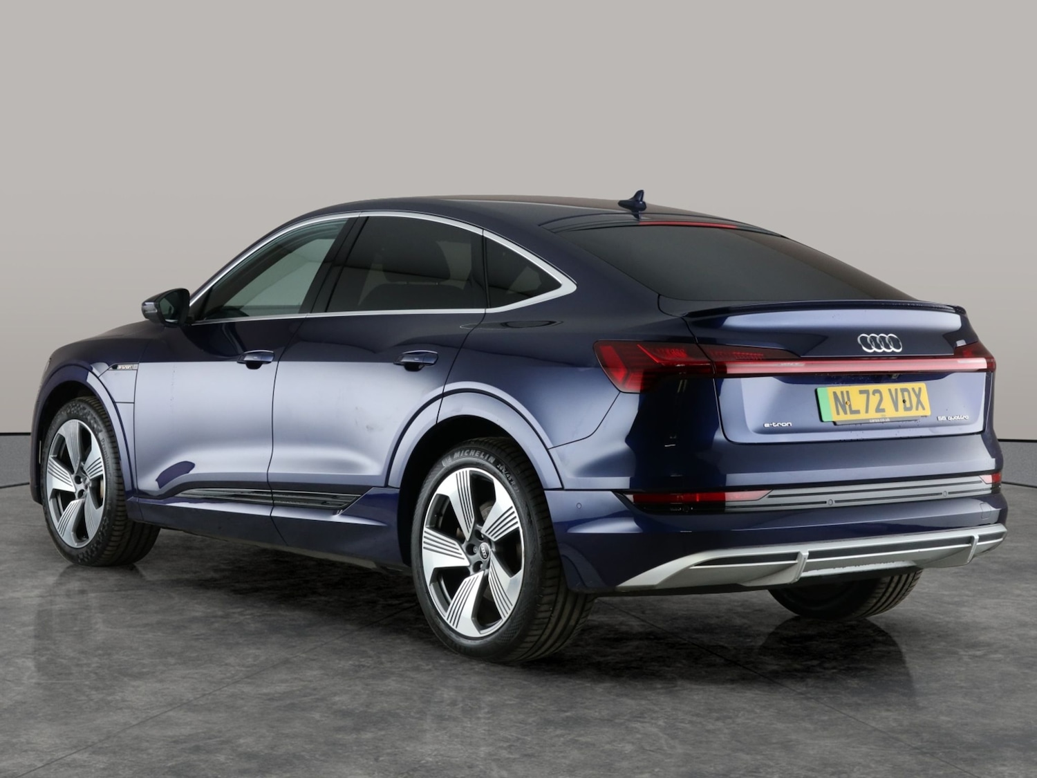 Used Audi e-tron 2022 for sale - 76803795: Photo 12