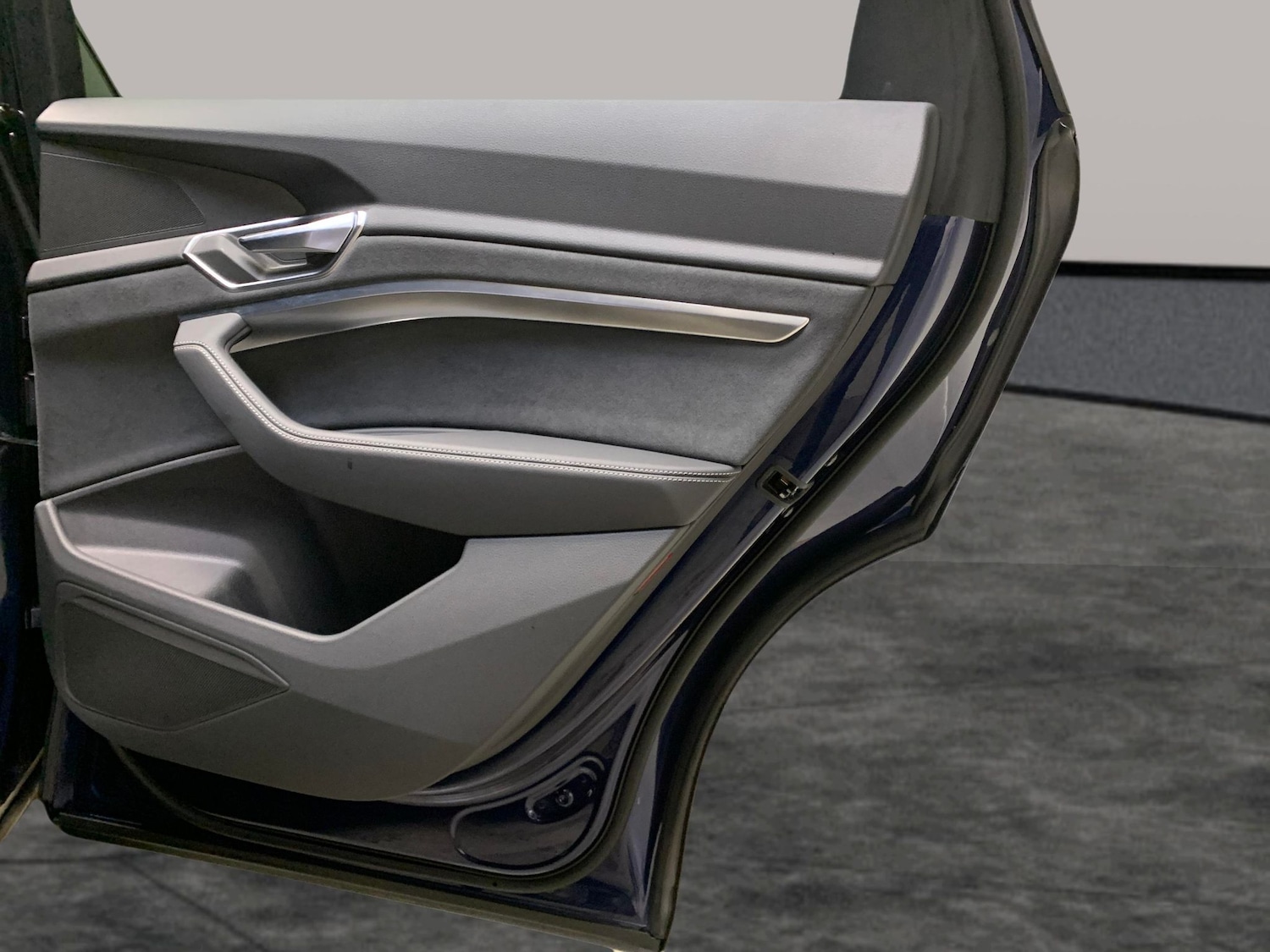 Used Audi e-tron 2022 for sale - 76803795: Photo 28