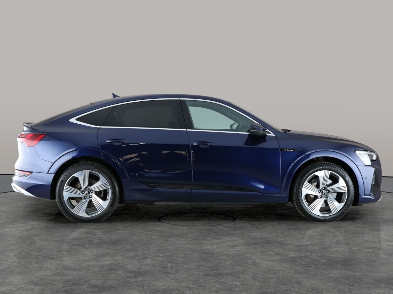 Used Audi e-tron 2022 for sale - 76803795: Photo 9