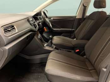 Used Volkswagen T-Roc 2019 for sale - 75122910: Photo