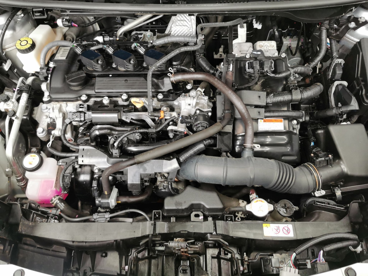 Used Toyota Yaris Cross 2022 for sale - 77686114: Photo 33