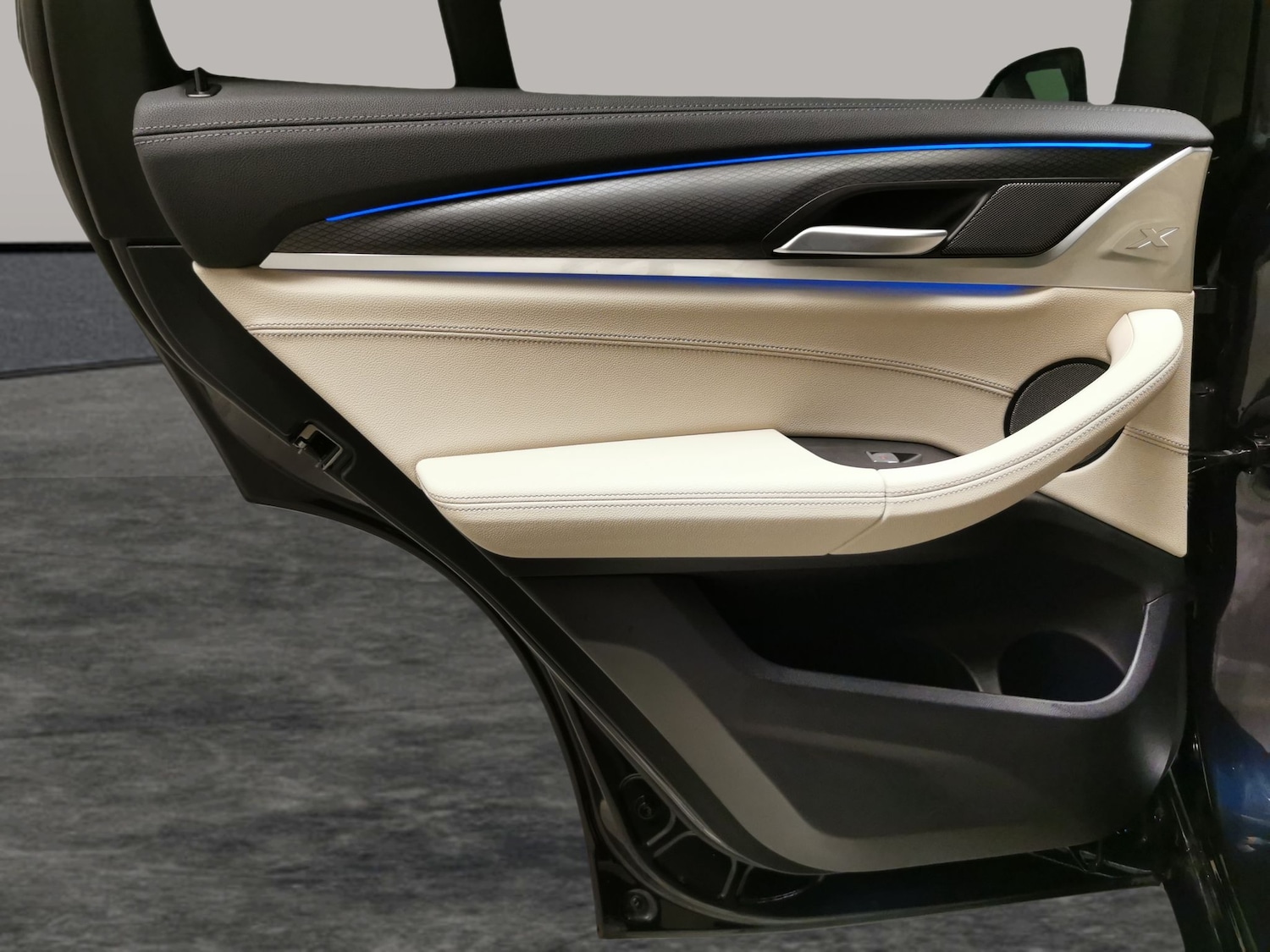 Used BMW iX3 2022 for sale - 76748757: Photo 42