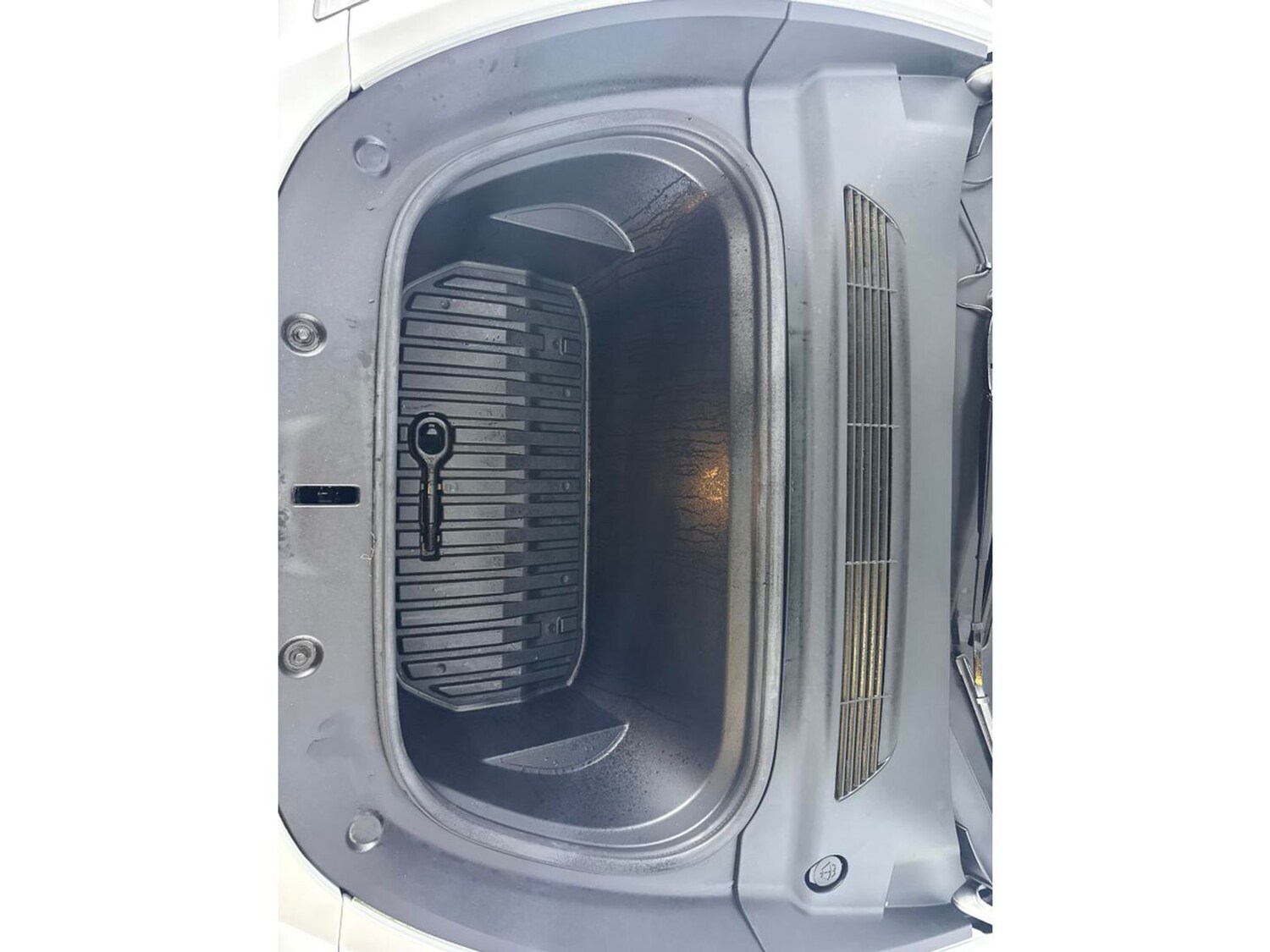 Used Tesla Model Y 2024 for sale - 78026936: Photo 38