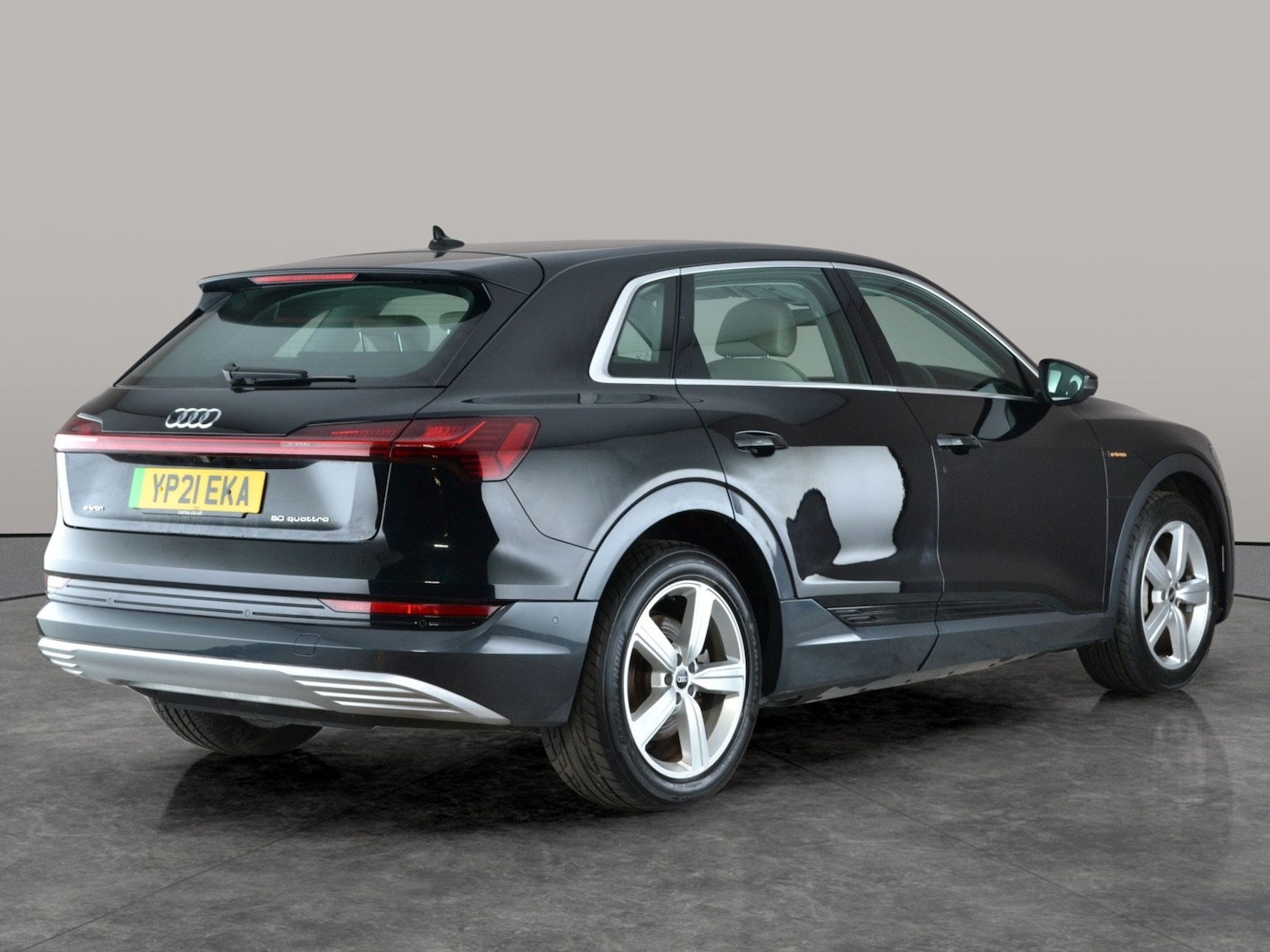 Used Audi e-tron 2021 for sale - 77448040: Photo 11