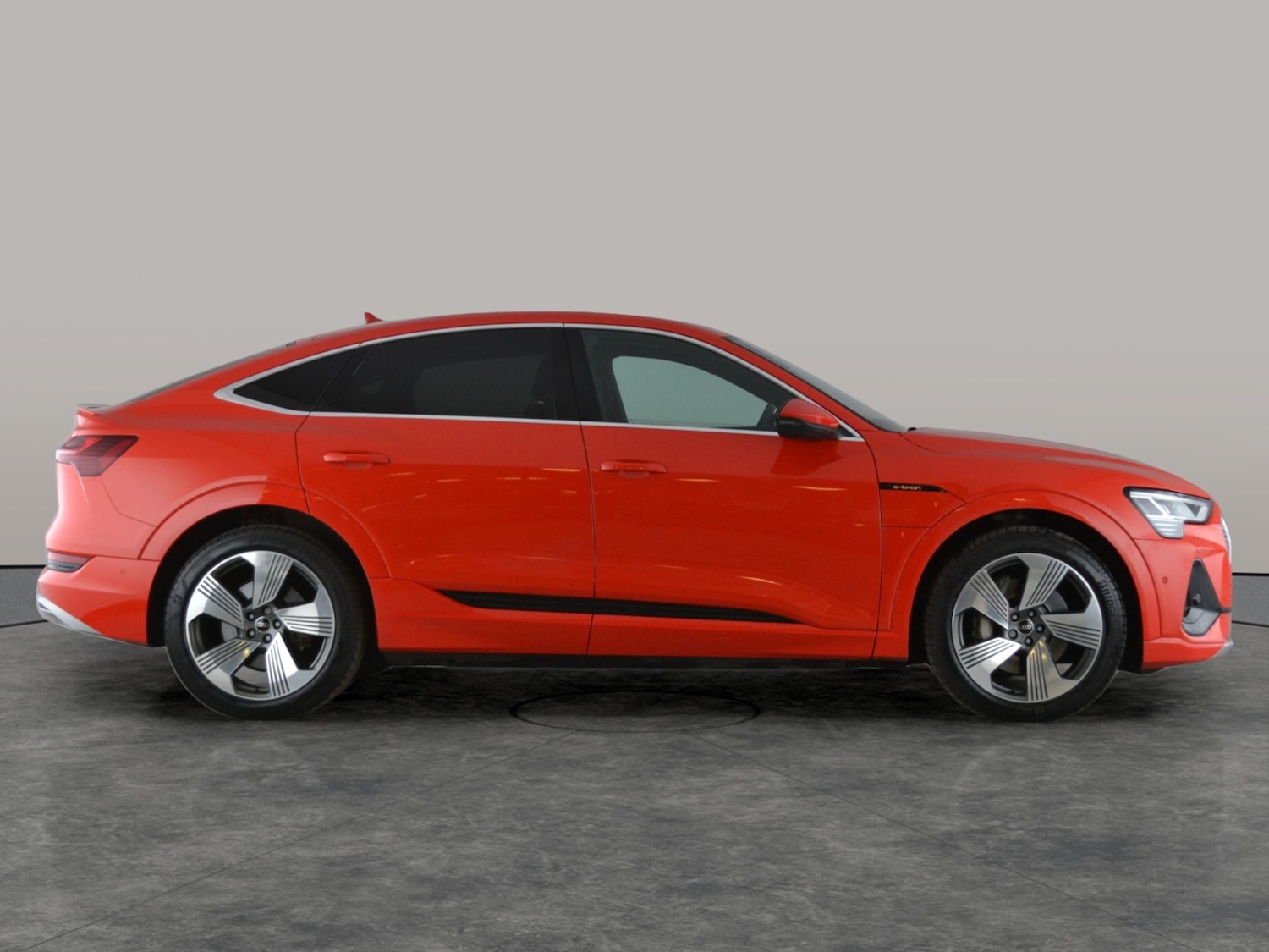 Used Audi e-tron 2022 for sale - 77248468: Photo 12