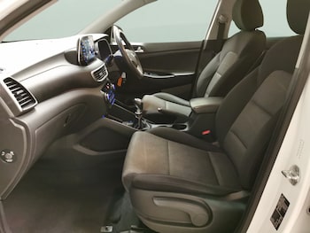 Used Hyundai TUCSON 2018 for sale - 76383018: Photo