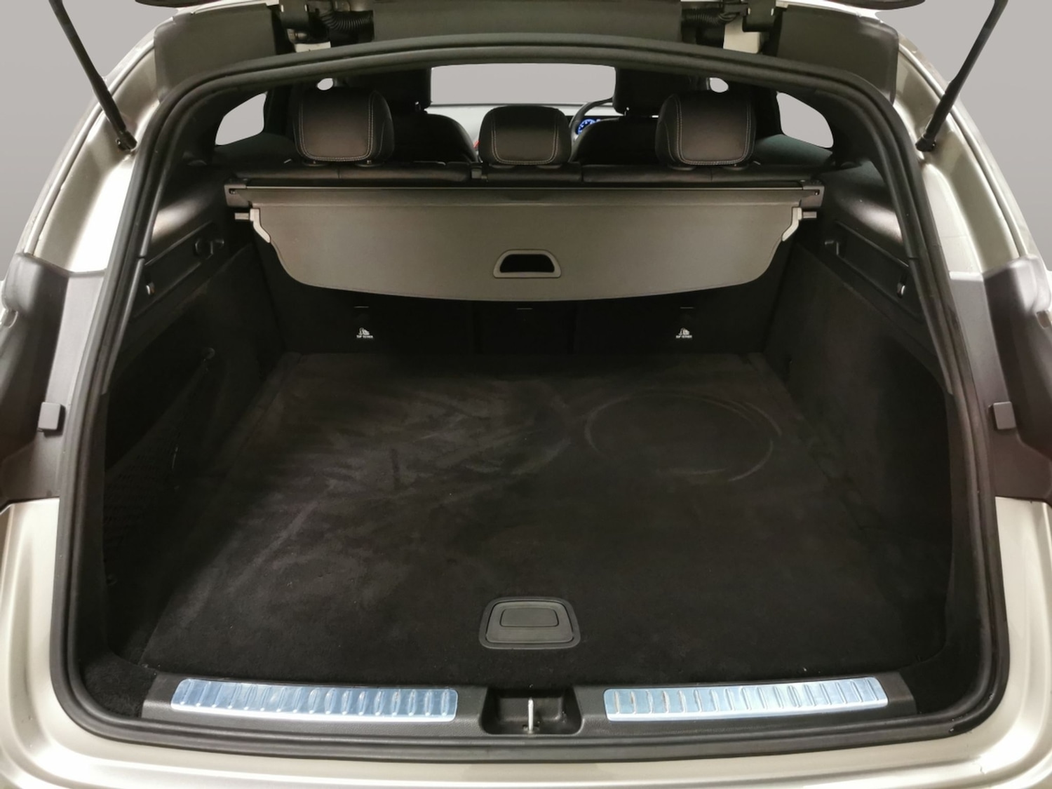 Used Mercedes-Benz EQC 2022 for sale - 76452562: Photo 42