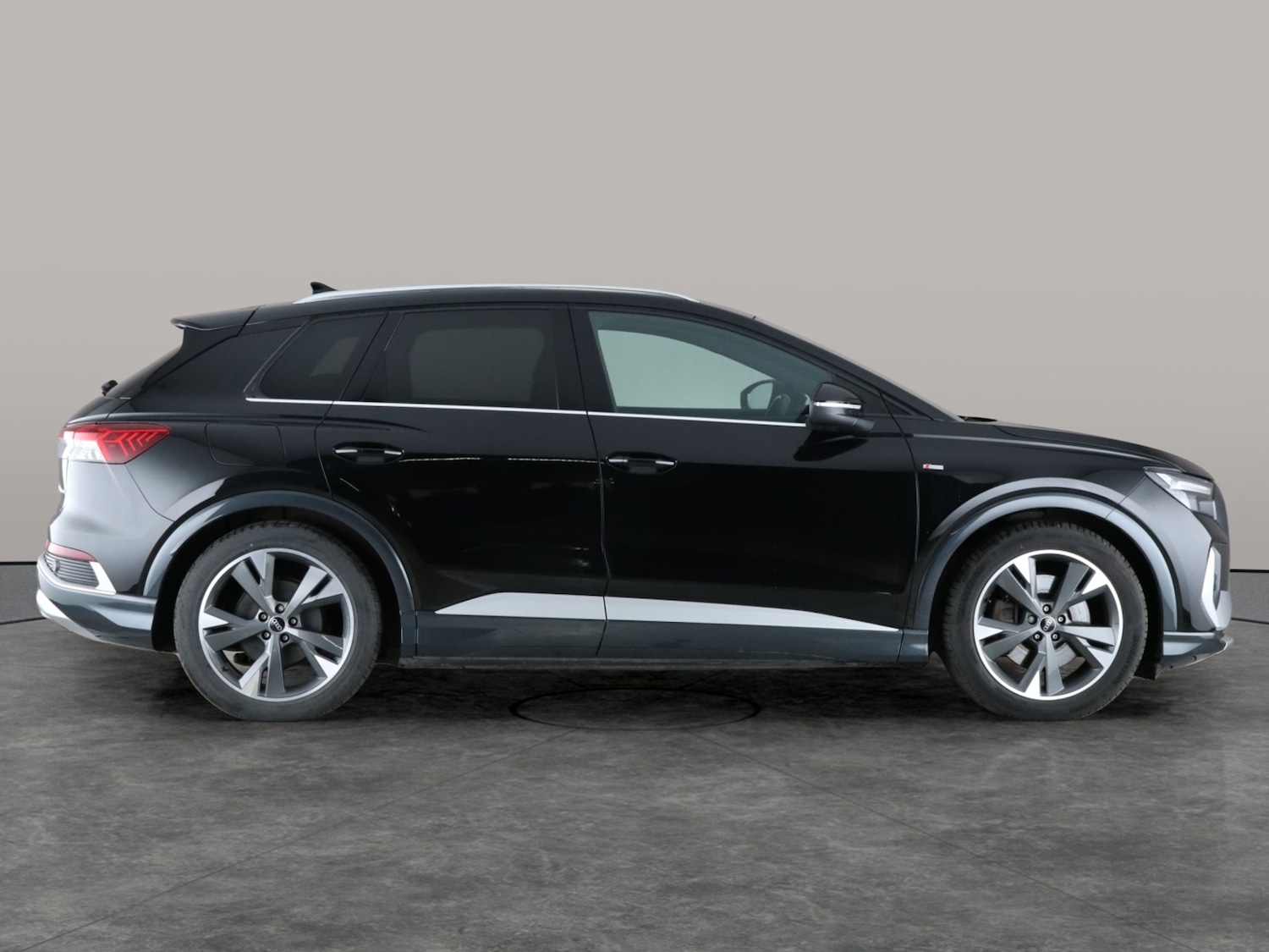 Used Audi Q4 e-tron 2021 for sale - 76958299: Photo 9