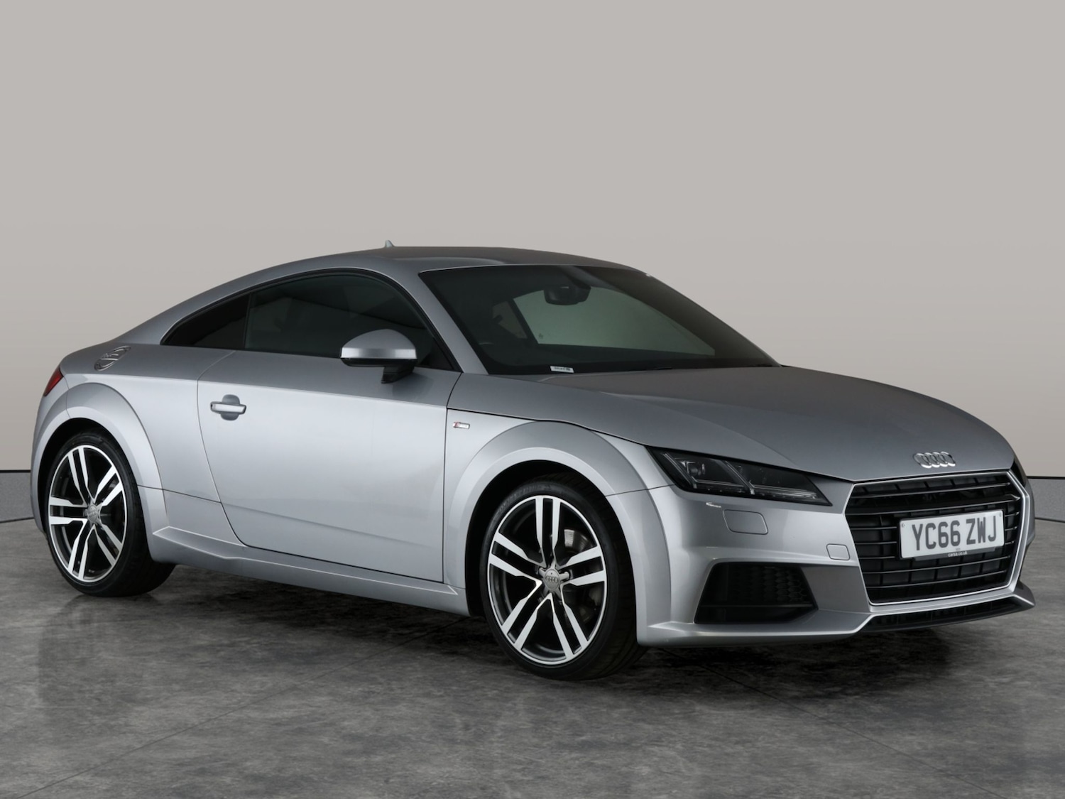 Used Audi TT 2016 for sale - 76545076: Photo 8