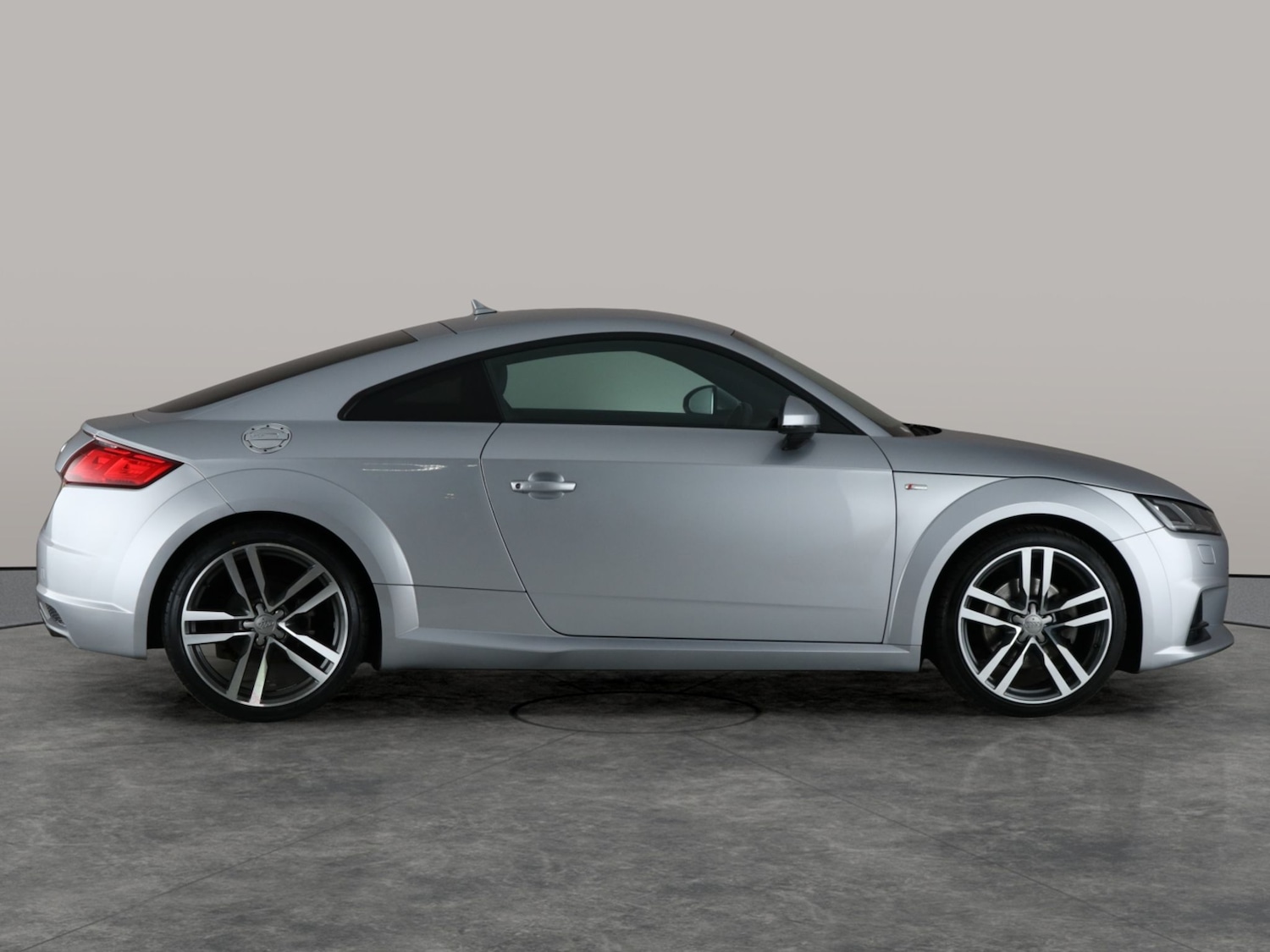 Used Audi TT 2016 for sale - 76545076: Photo 9