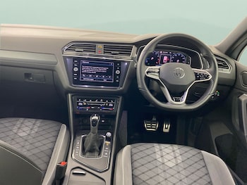 Used Volkswagen Tiguan undefined for sale - 77815104: Photo