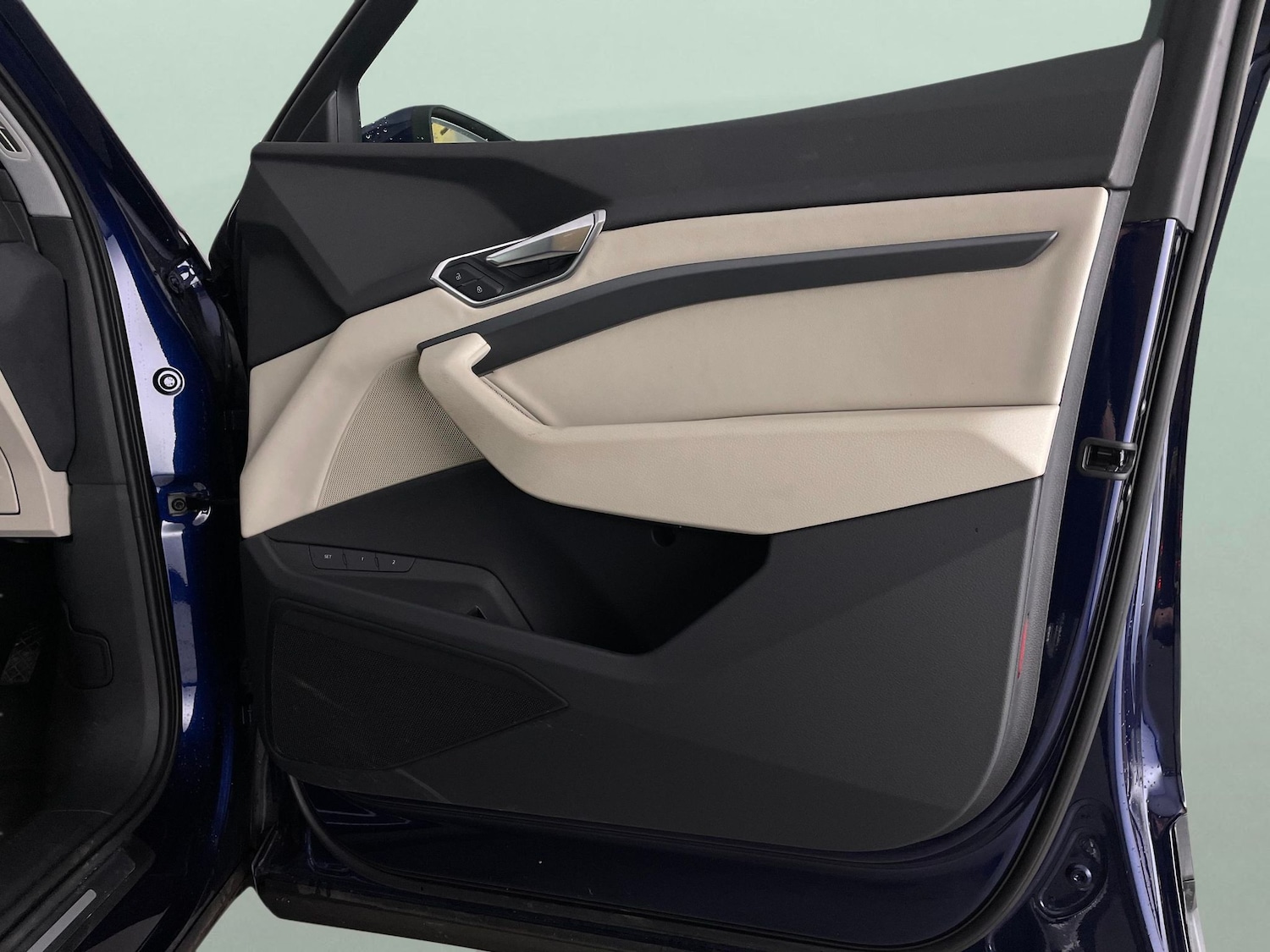 Used Audi e-tron 2021 for sale - 77435457: Photo 36