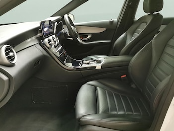Used Mercedes-Benz C Class 2019 for sale - 79193074: Photo