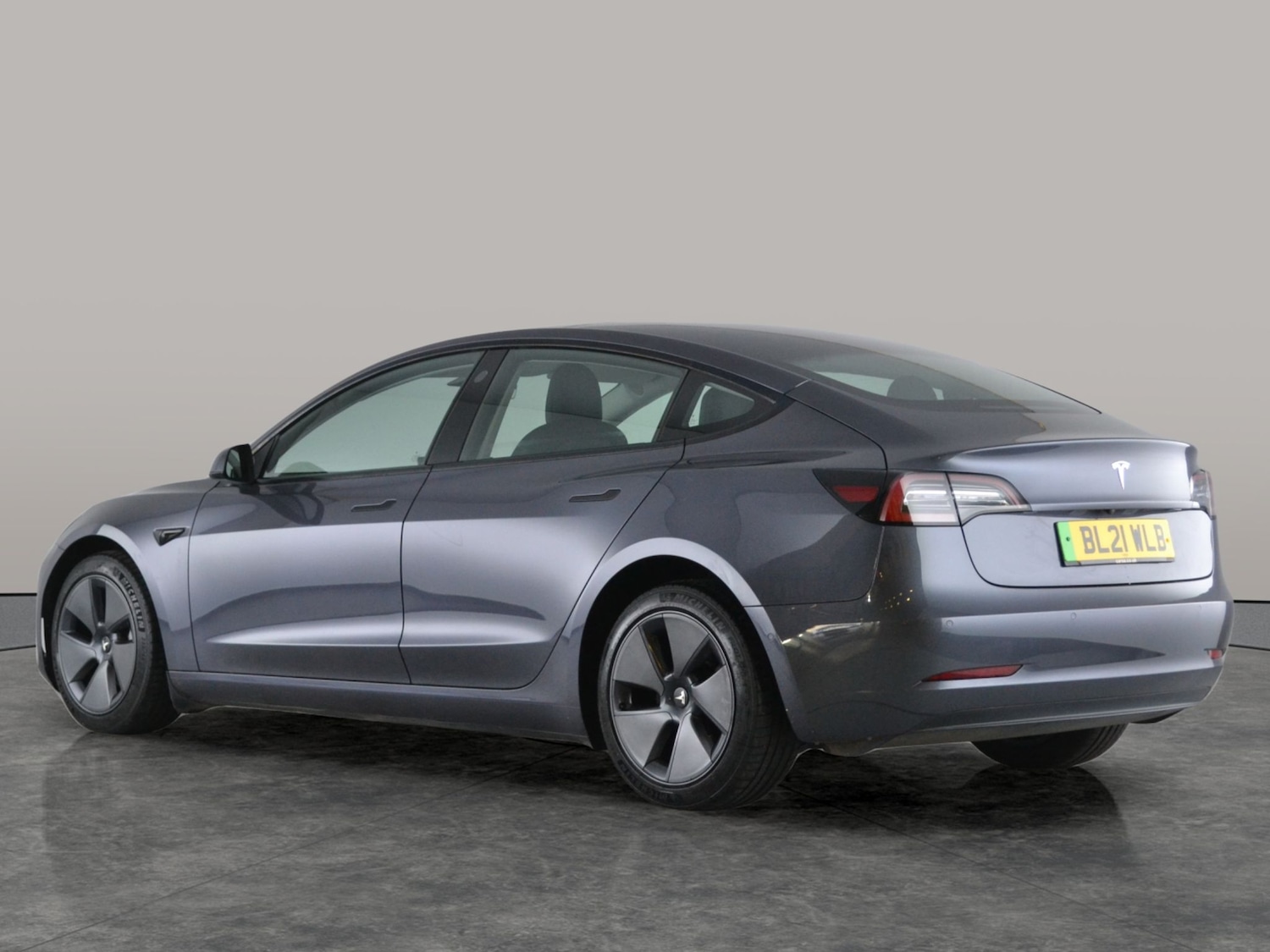 Used Tesla Model 3 2021 for sale - 76933437: Photo 10