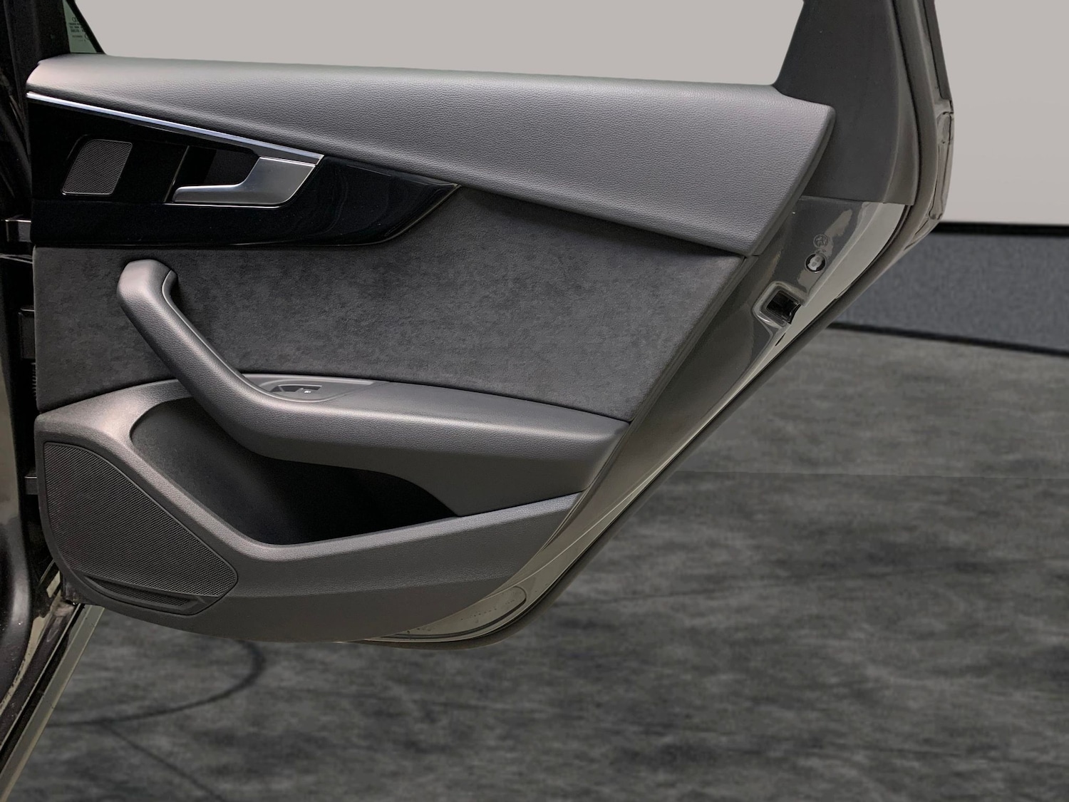 Used Audi A4 Avant 2023 for sale - 76704220: Photo 29