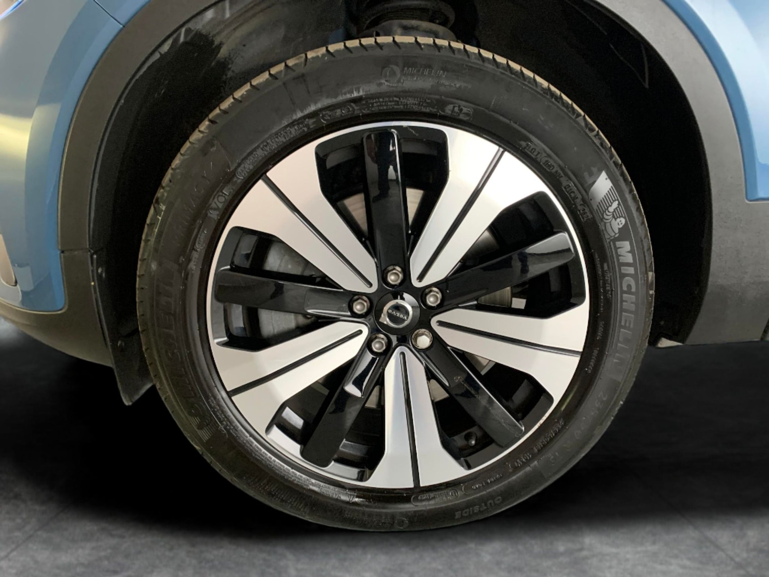 Used Volvo XC40 2022 for sale - 76580503: Photo 32