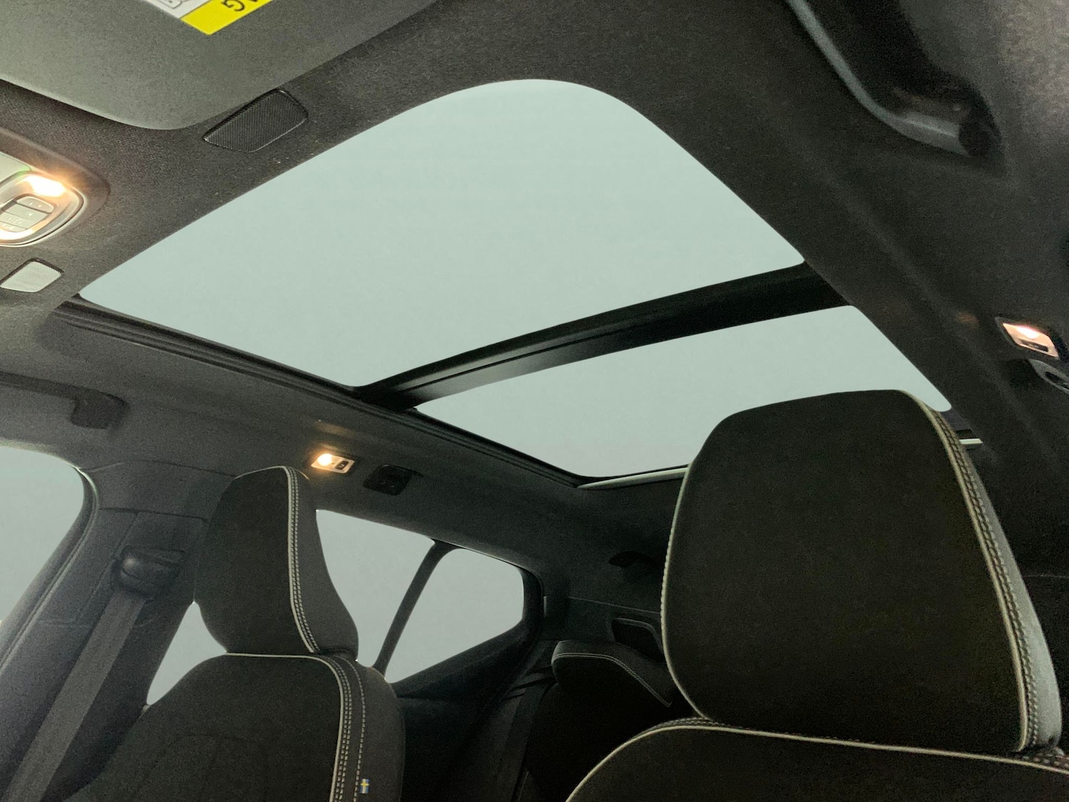 Used Volvo XC40 2022 for sale - 76580503: Photo 5