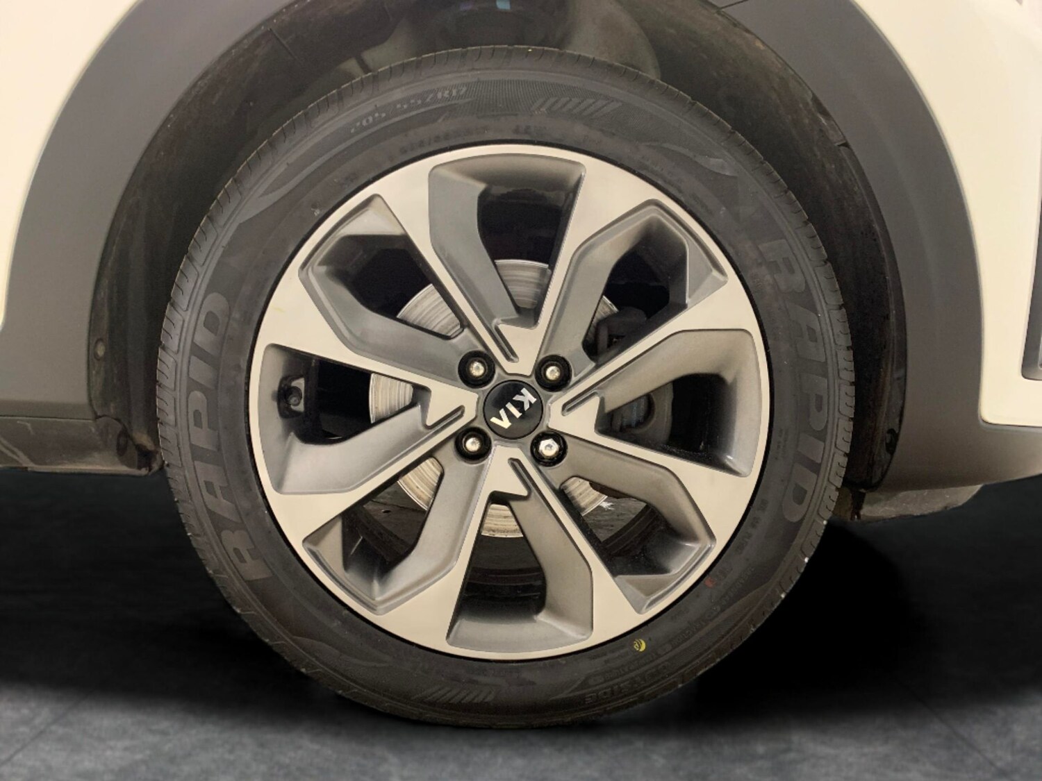 Used Kia Stonic 2018 for sale - 77530050: Photo 28