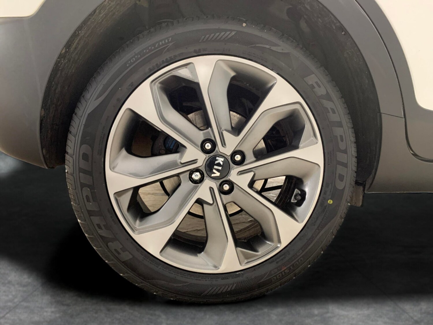 Used Kia Stonic 2018 for sale - 77530050: Photo 29