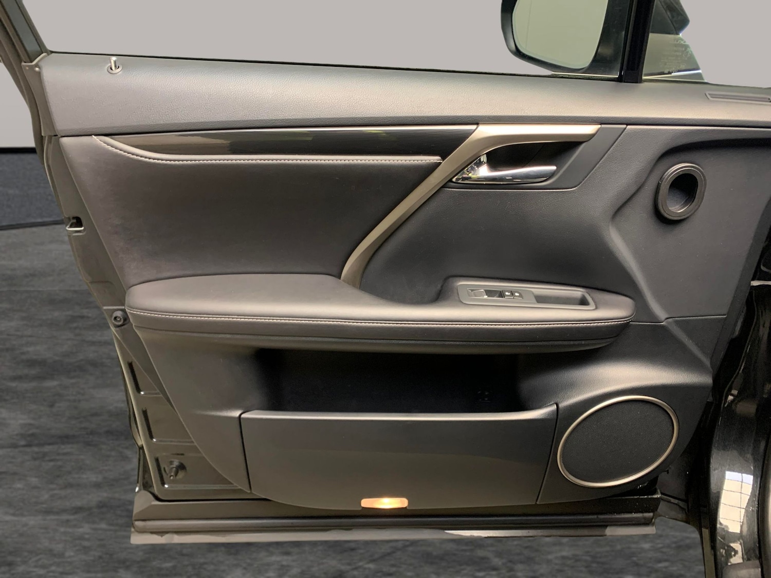 Used Lexus RX 2021 for sale - 77020095: Photo 31