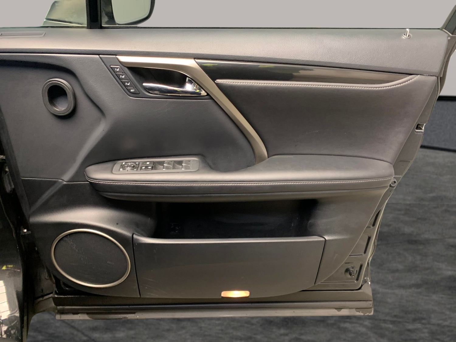 Used Lexus RX 2021 for sale - 77020095: Photo 34