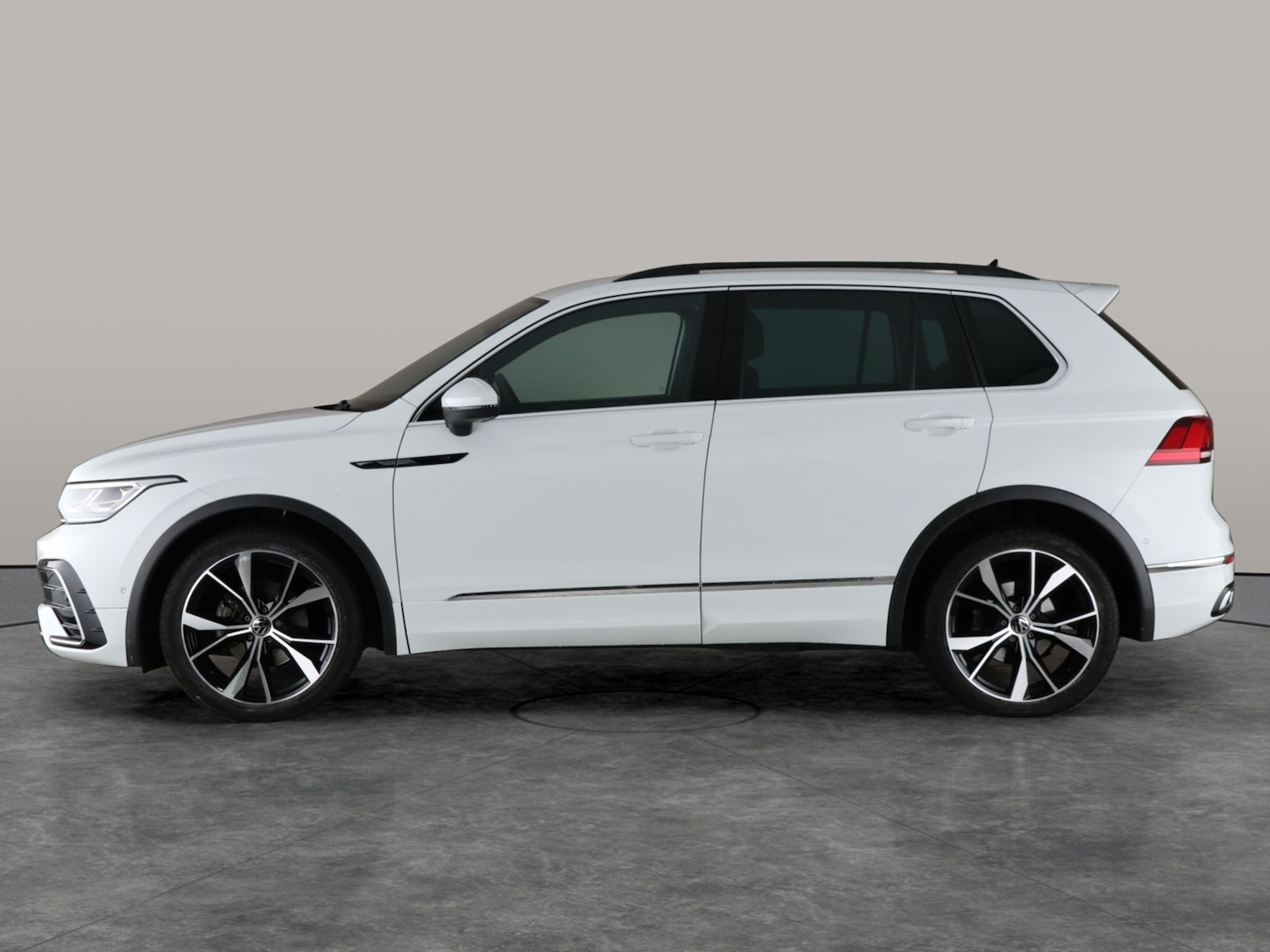 Used Volkswagen Tiguan 2023 for sale - 76915484: Photo 13