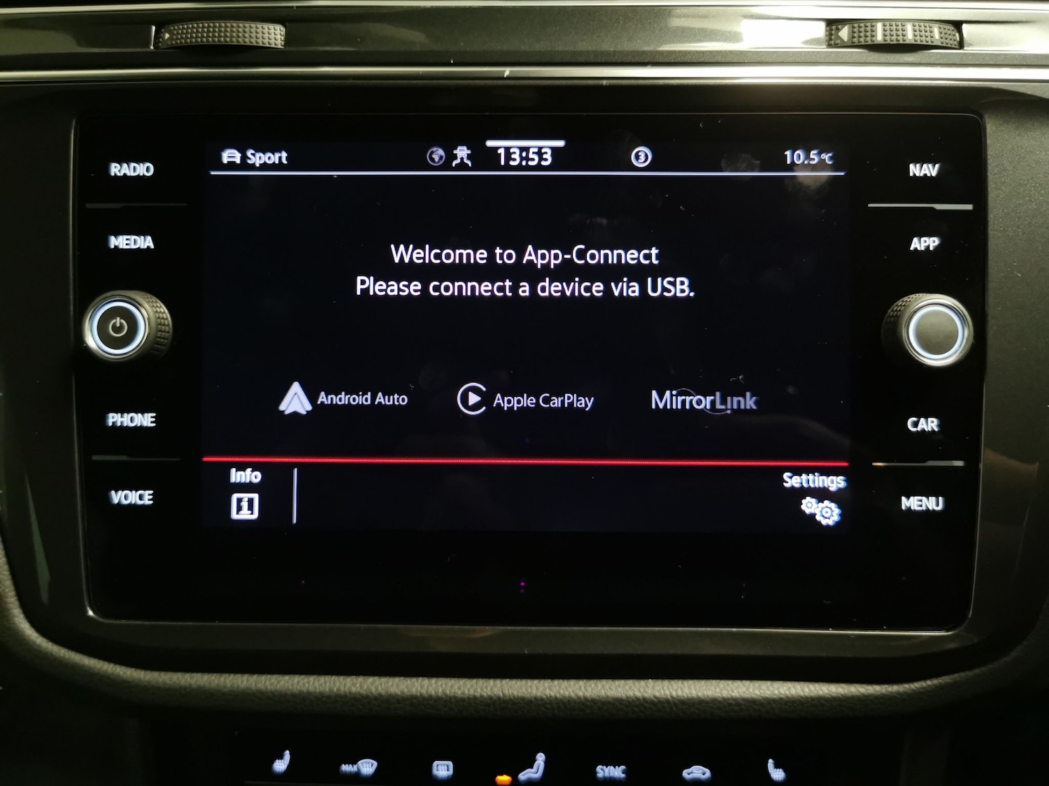 Used Volkswagen Tiguan 2023 for sale - 76915484: Photo 14