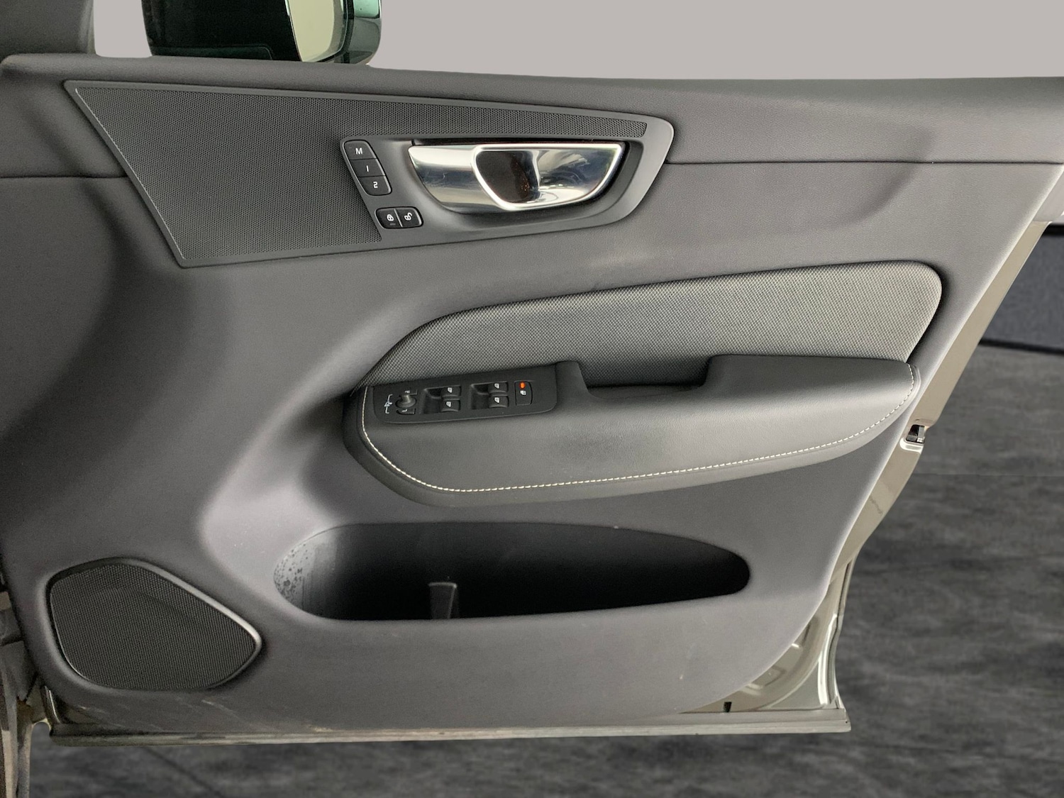 Used Volvo XC60 2022 for sale - 77300886: Photo 33