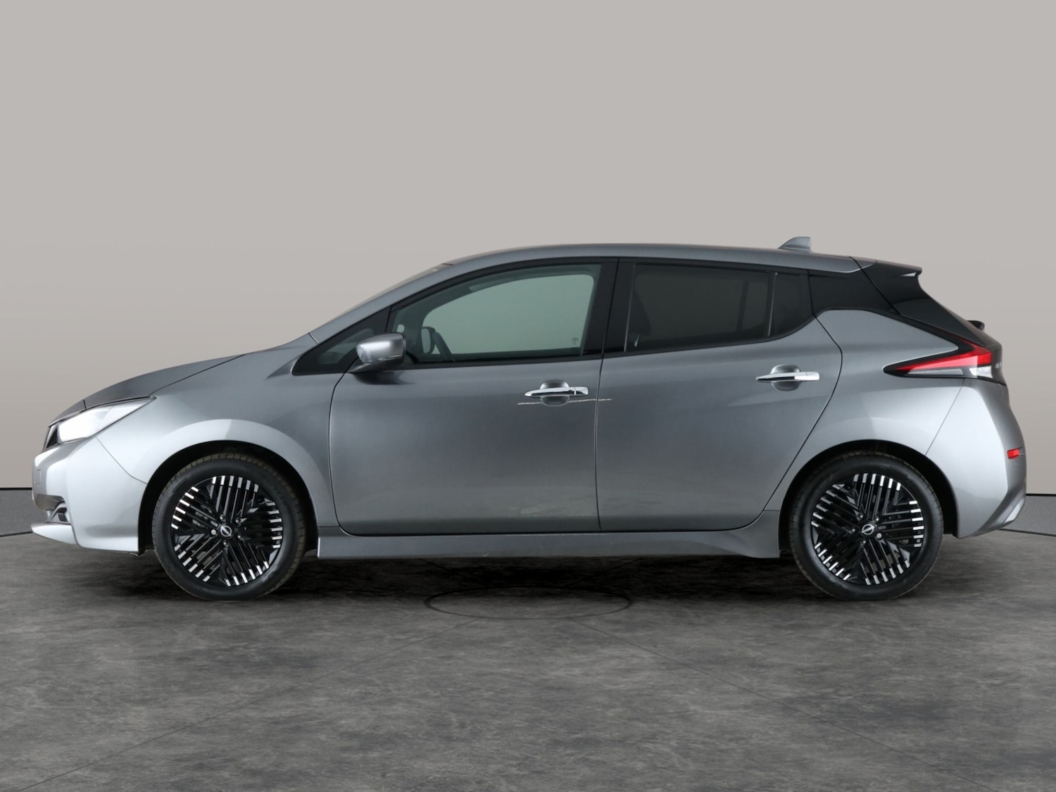 Used Nissan Leaf 2022 for sale - 76529063: Photo 12