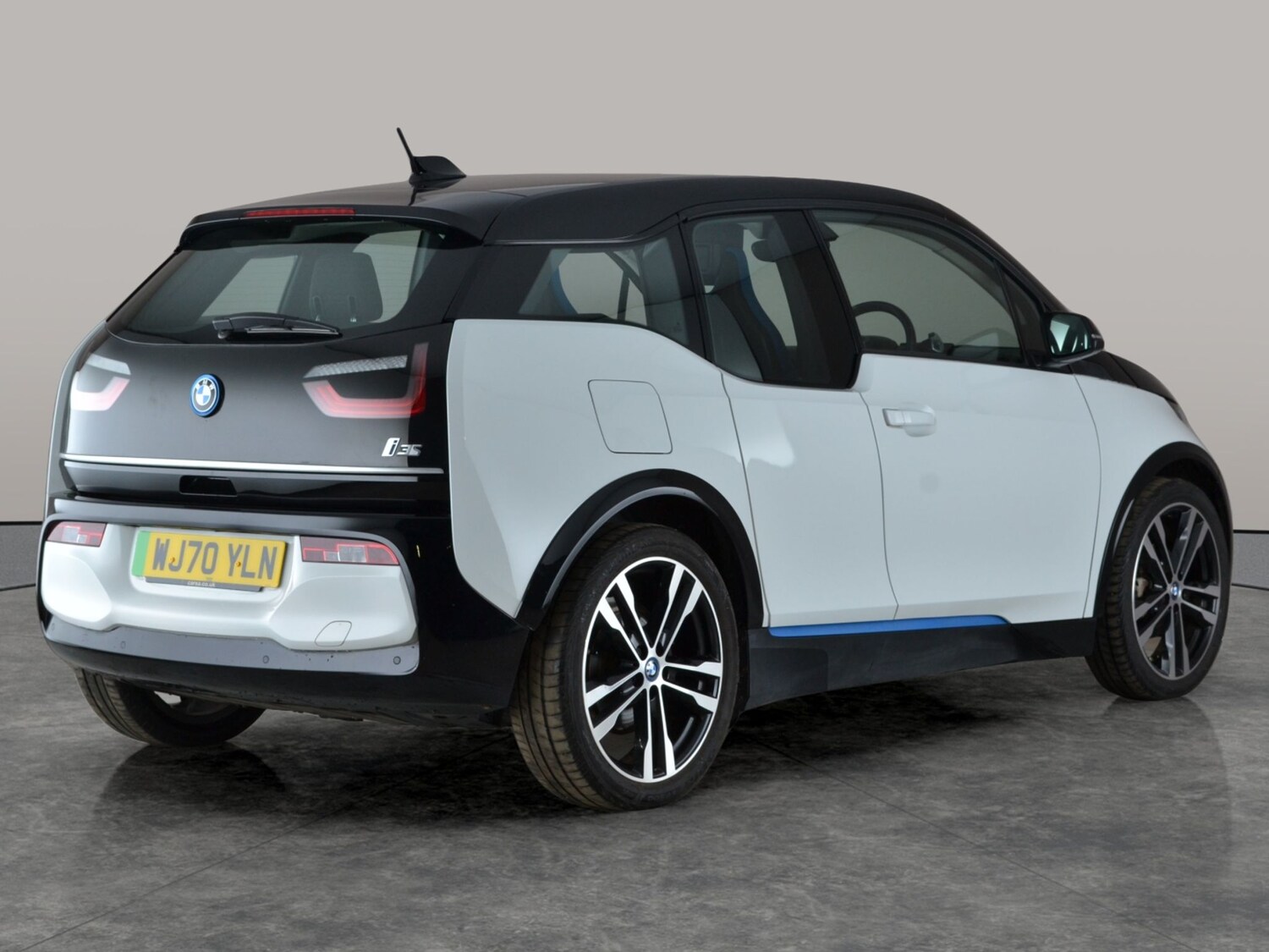 Used BMW i3 2020 for sale - 77674272: Photo 10
