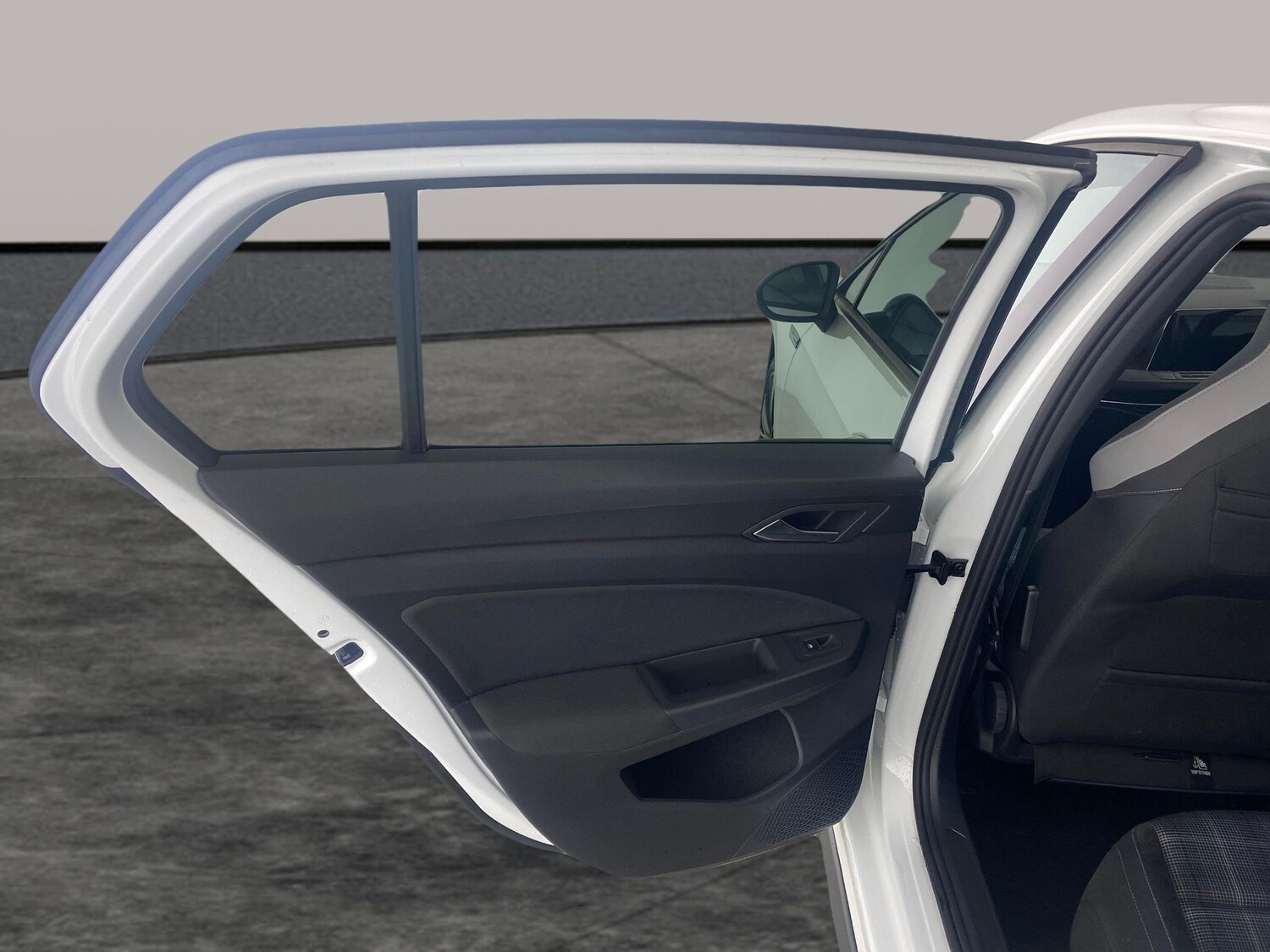 Used Volkswagen Golf 2021 for sale - 77462233: Photo 23