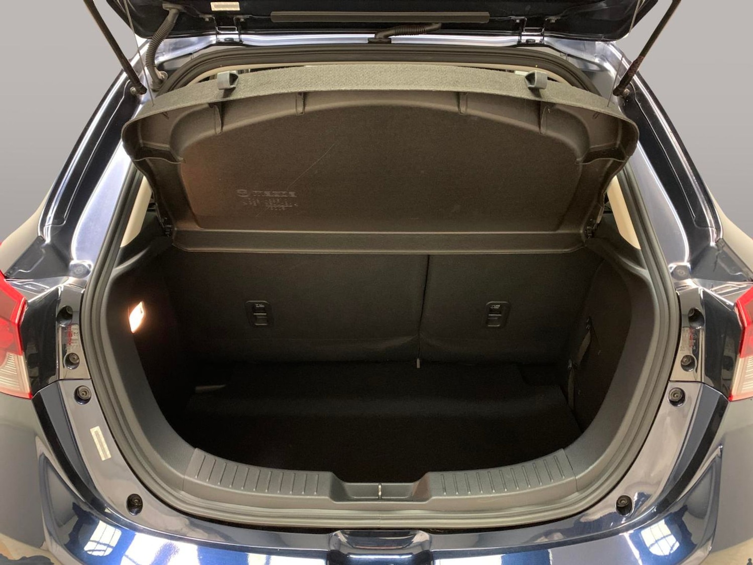 Used Mazda Mazda2 2022 for sale - 76782060: Photo 34