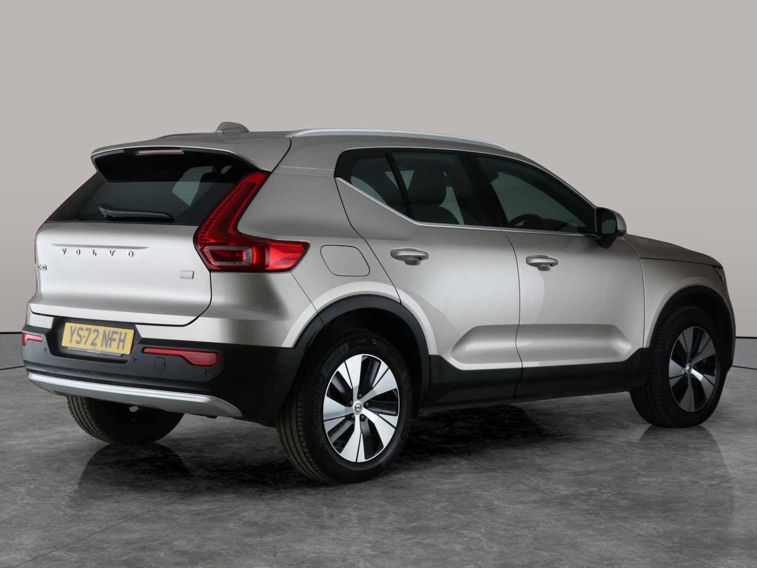 Used Volvo XC40 2022 for sale - 76773693: Photo 10